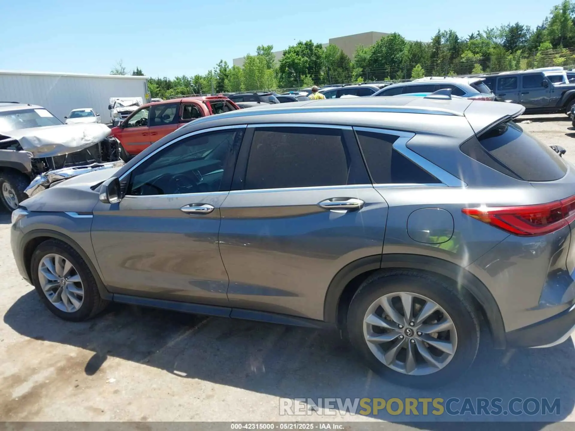 14 Photograph of a damaged car 3PCAJ5M1XKF134746 INFINITI QX50 2019