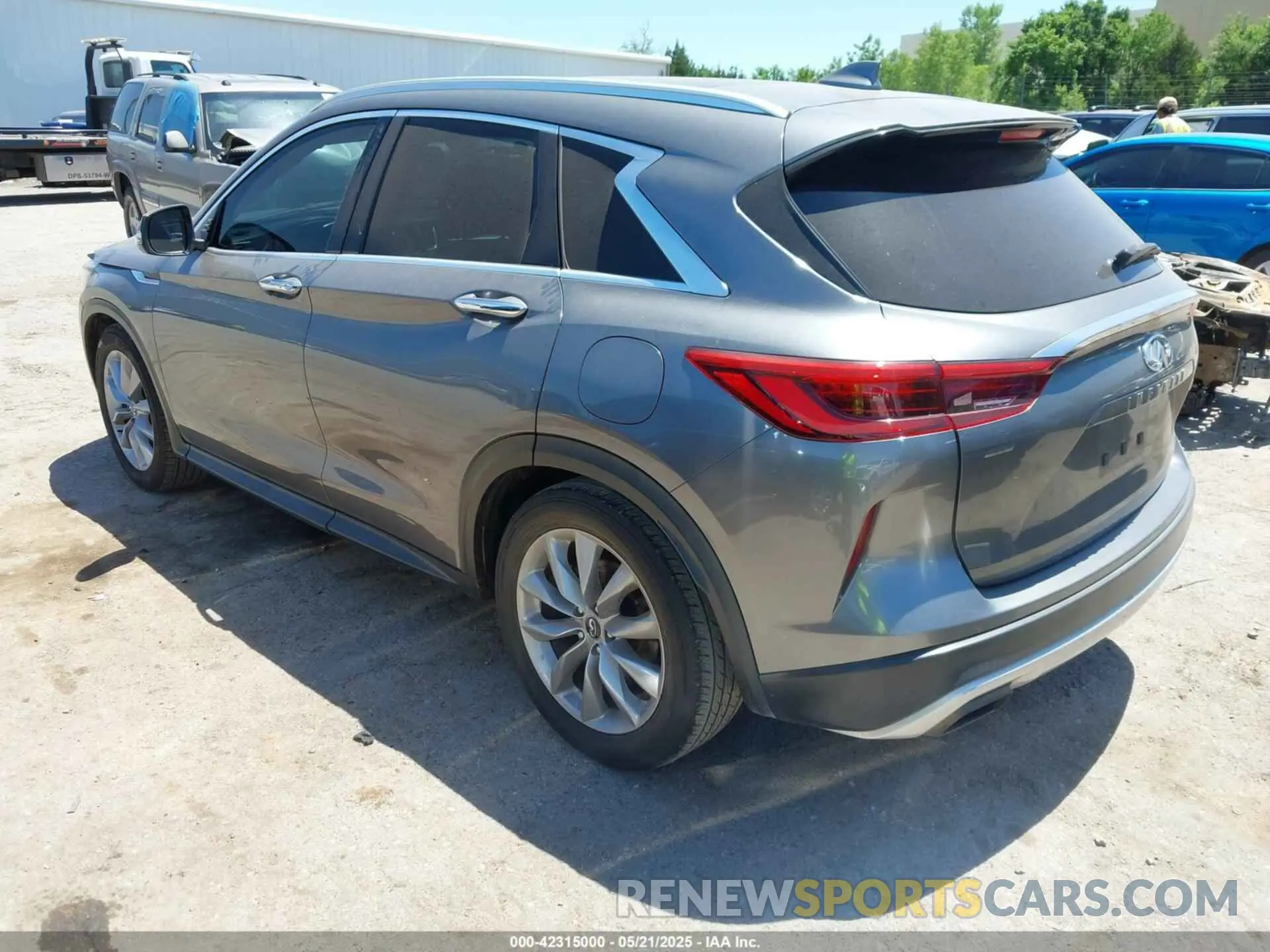 3 Photograph of a damaged car 3PCAJ5M1XKF134746 INFINITI QX50 2019