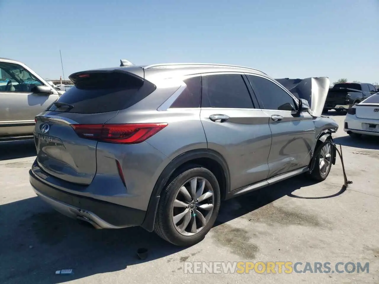3 Photograph of a damaged car 3PCAJ5M1XKF137050 INFINITI QX50 2019