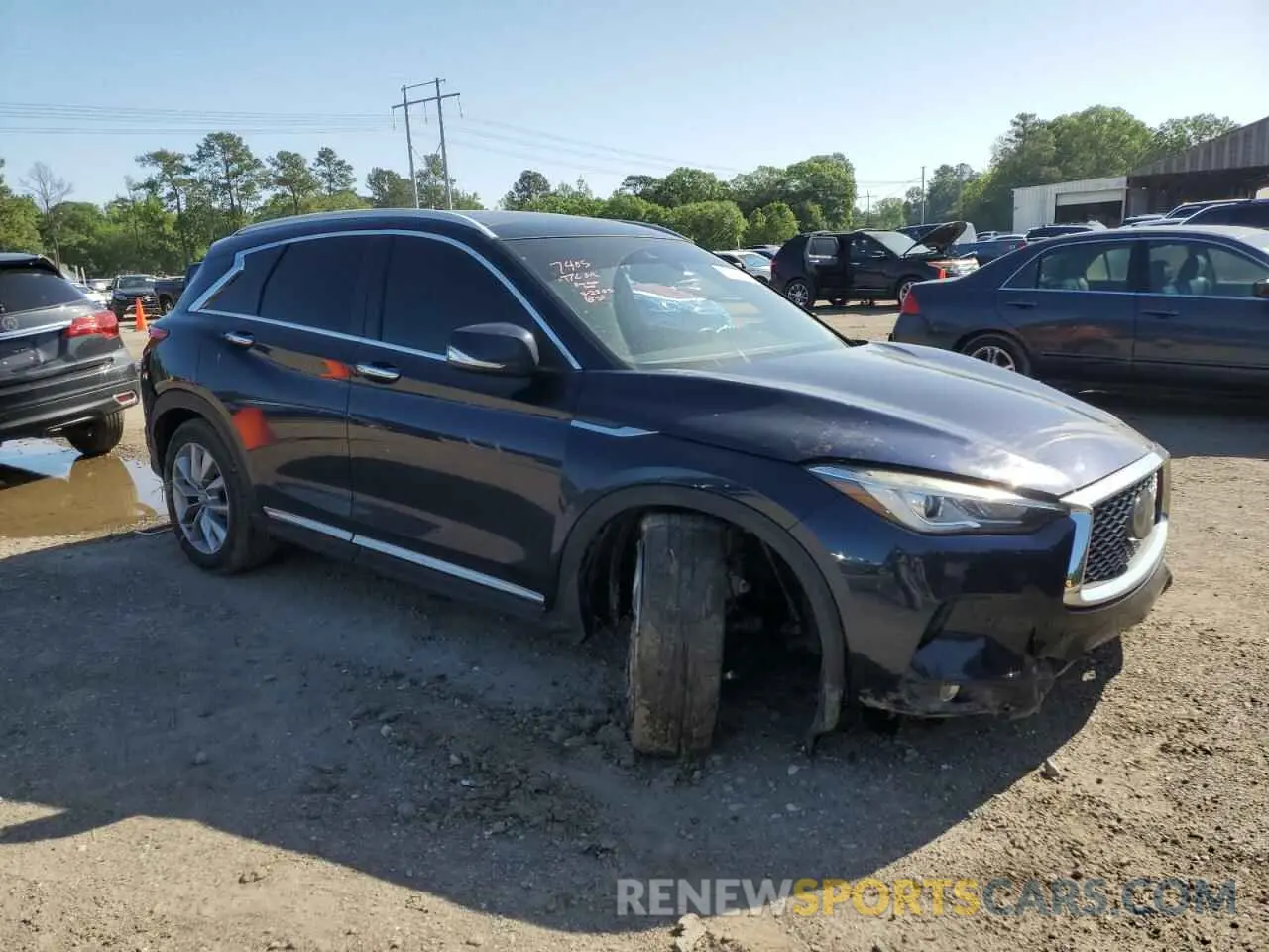 4 Photograph of a damaged car 3PCAJ5M1XKF137405 INFINITI QX50 2019