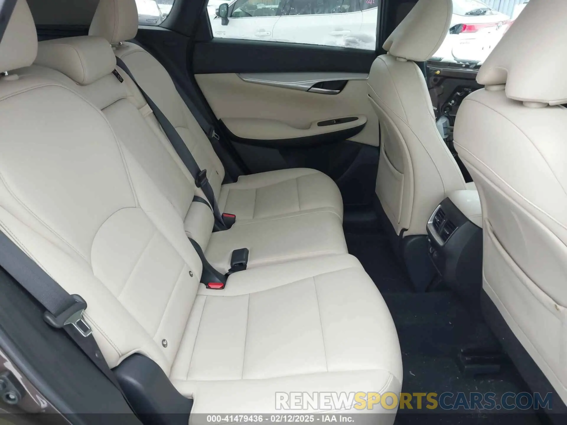 8 Photograph of a damaged car 3PCAJ5M30KF129797 INFINITI QX50 2019