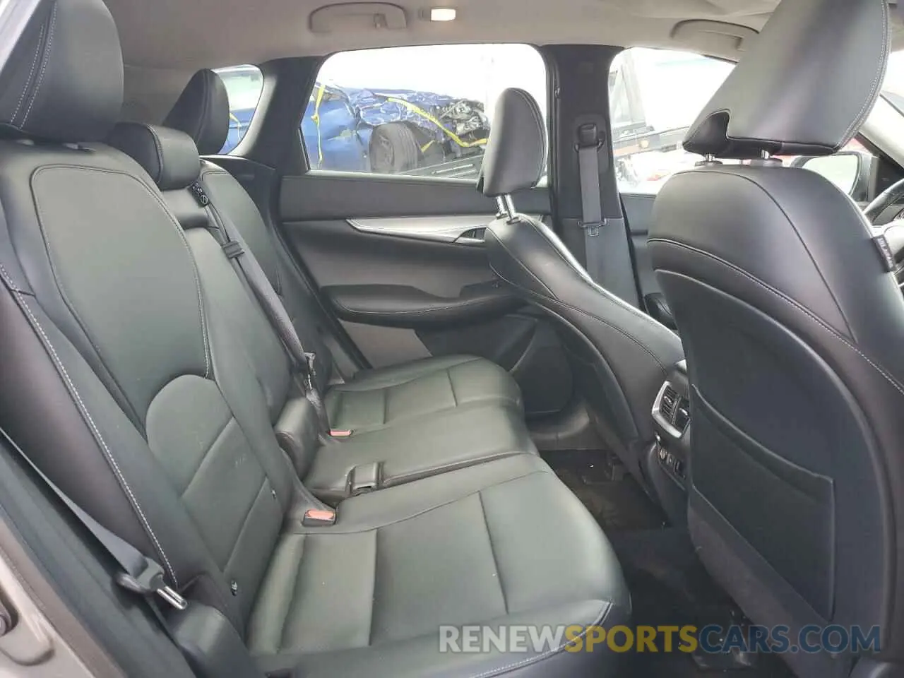 11 Photograph of a damaged car 3PCAJ5M31KF115178 INFINITI QX50 2019