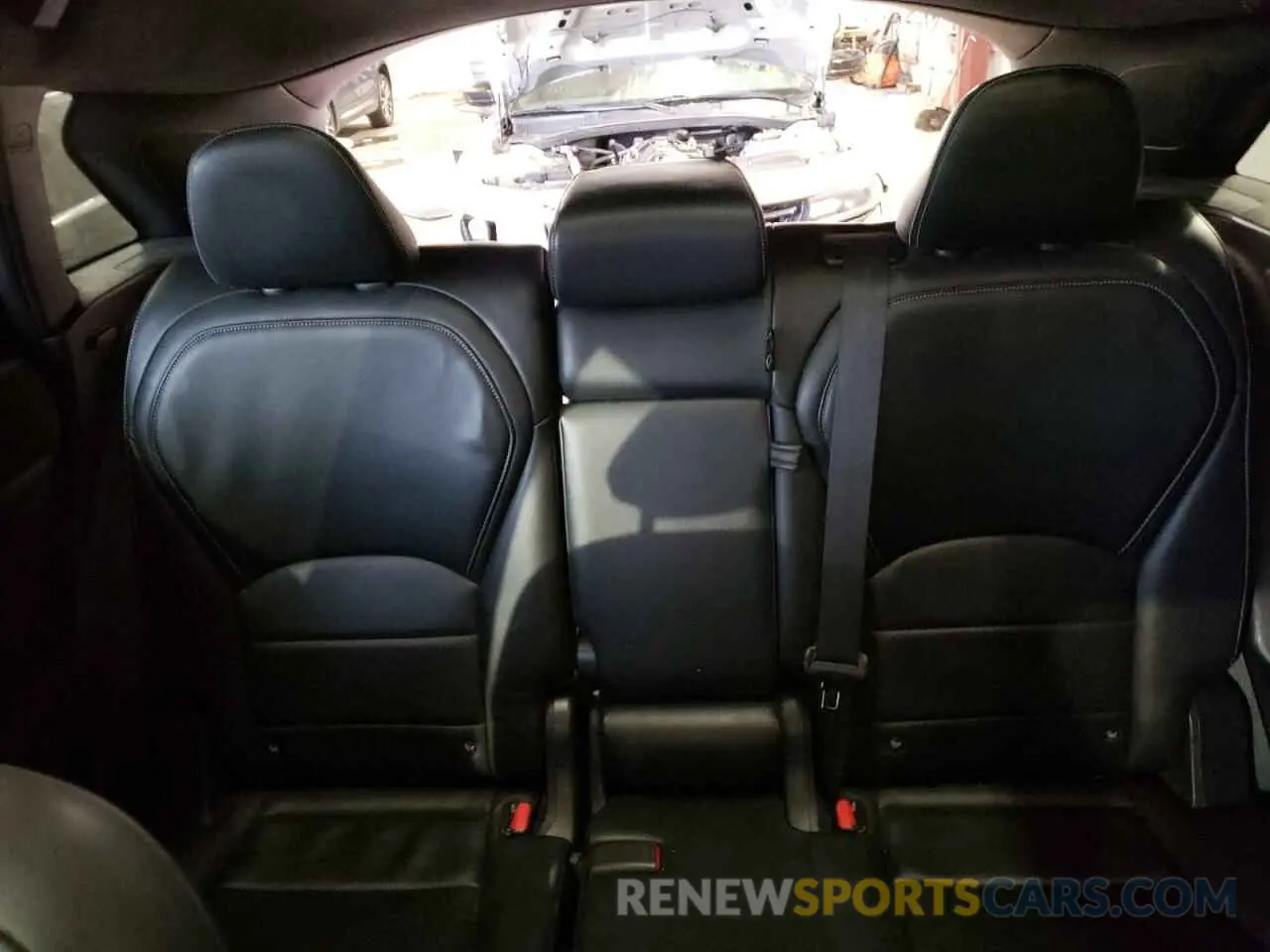 10 Photograph of a damaged car 3PCAJ5M31KF116055 INFINITI QX50 2019