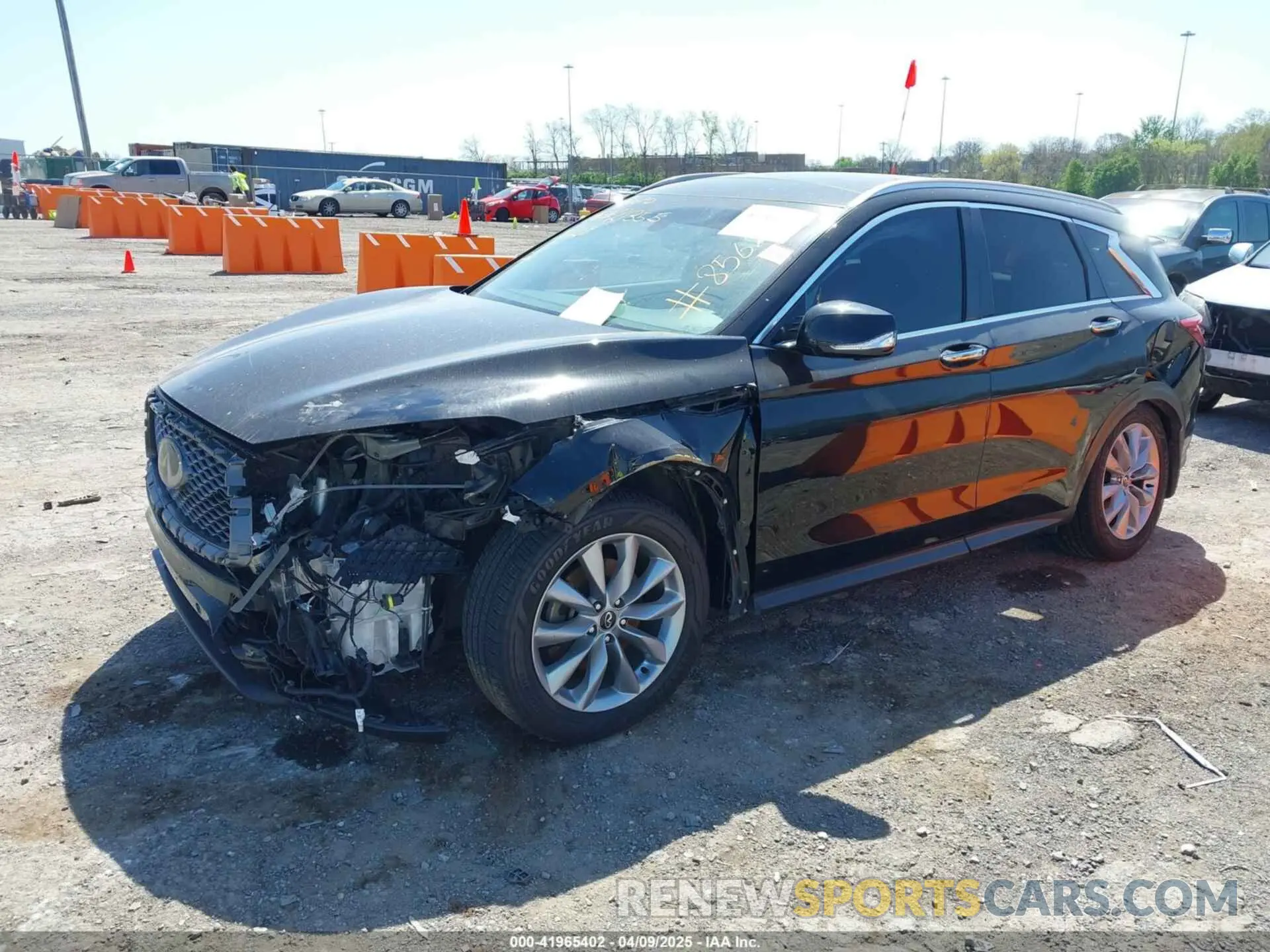 2 Photograph of a damaged car 3PCAJ5M31KF128562 INFINITI QX50 2019