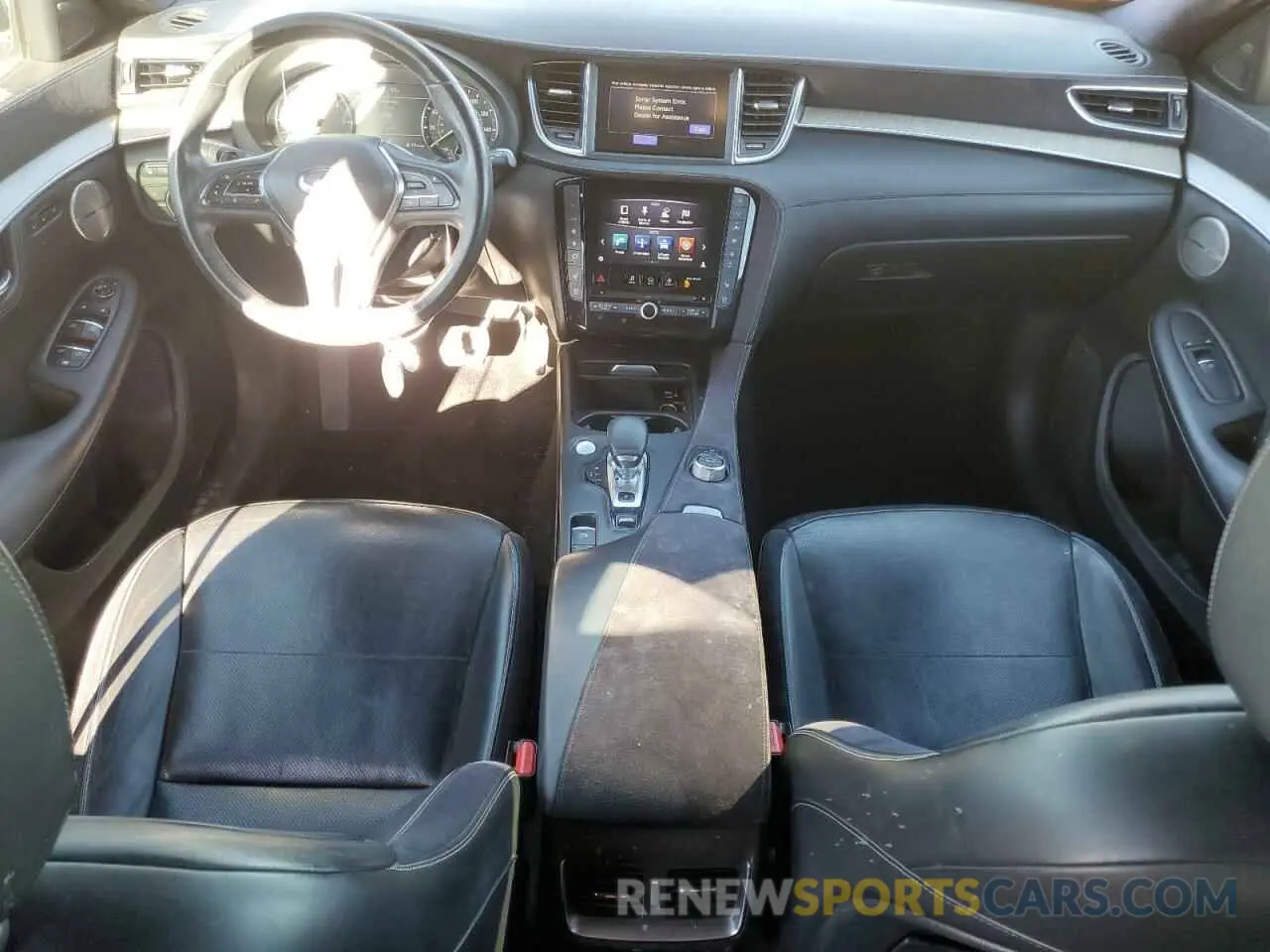 8 Photograph of a damaged car 3PCAJ5M31KF133096 INFINITI QX50 2019