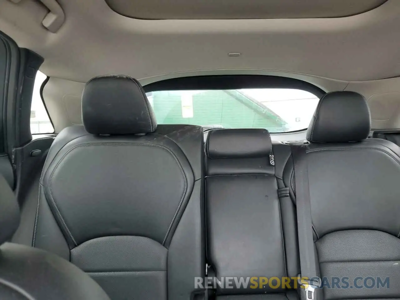 10 Photograph of a damaged car 3PCAJ5M32KF100933 INFINITI QX50 2019