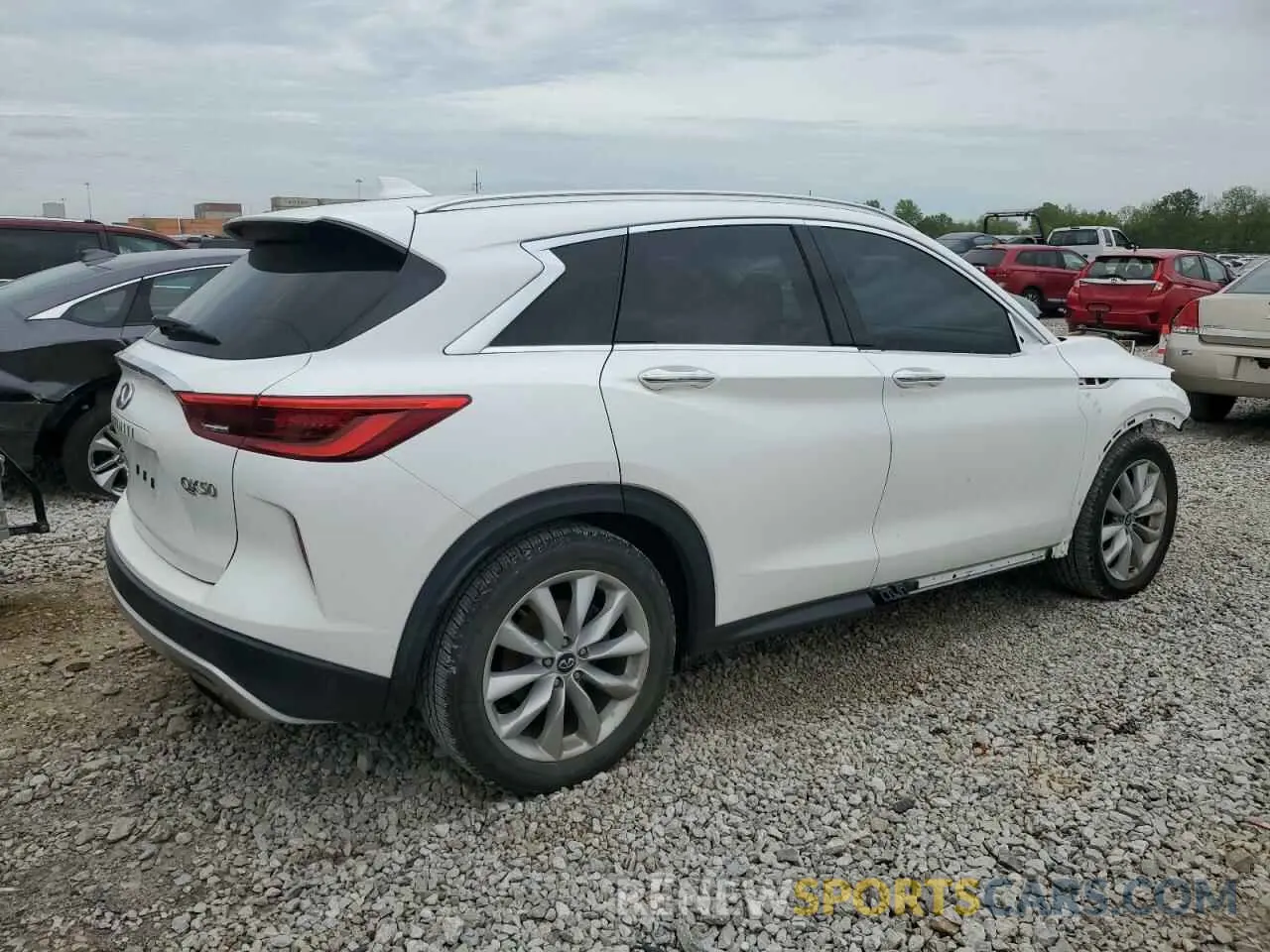 3 Photograph of a damaged car 3PCAJ5M32KF100933 INFINITI QX50 2019
