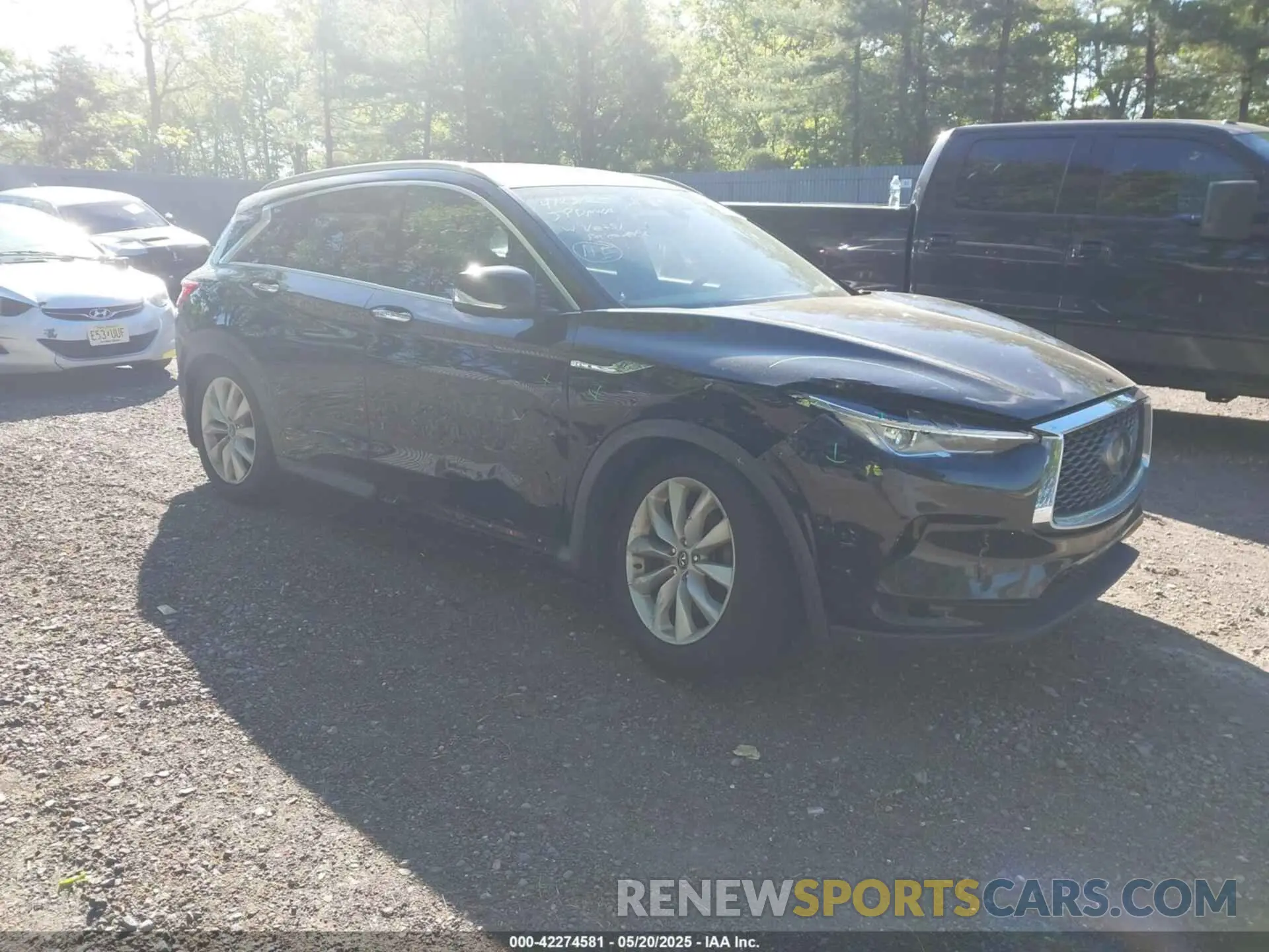 1 Photograph of a damaged car 3PCAJ5M32KF123757 INFINITI QX50 2019