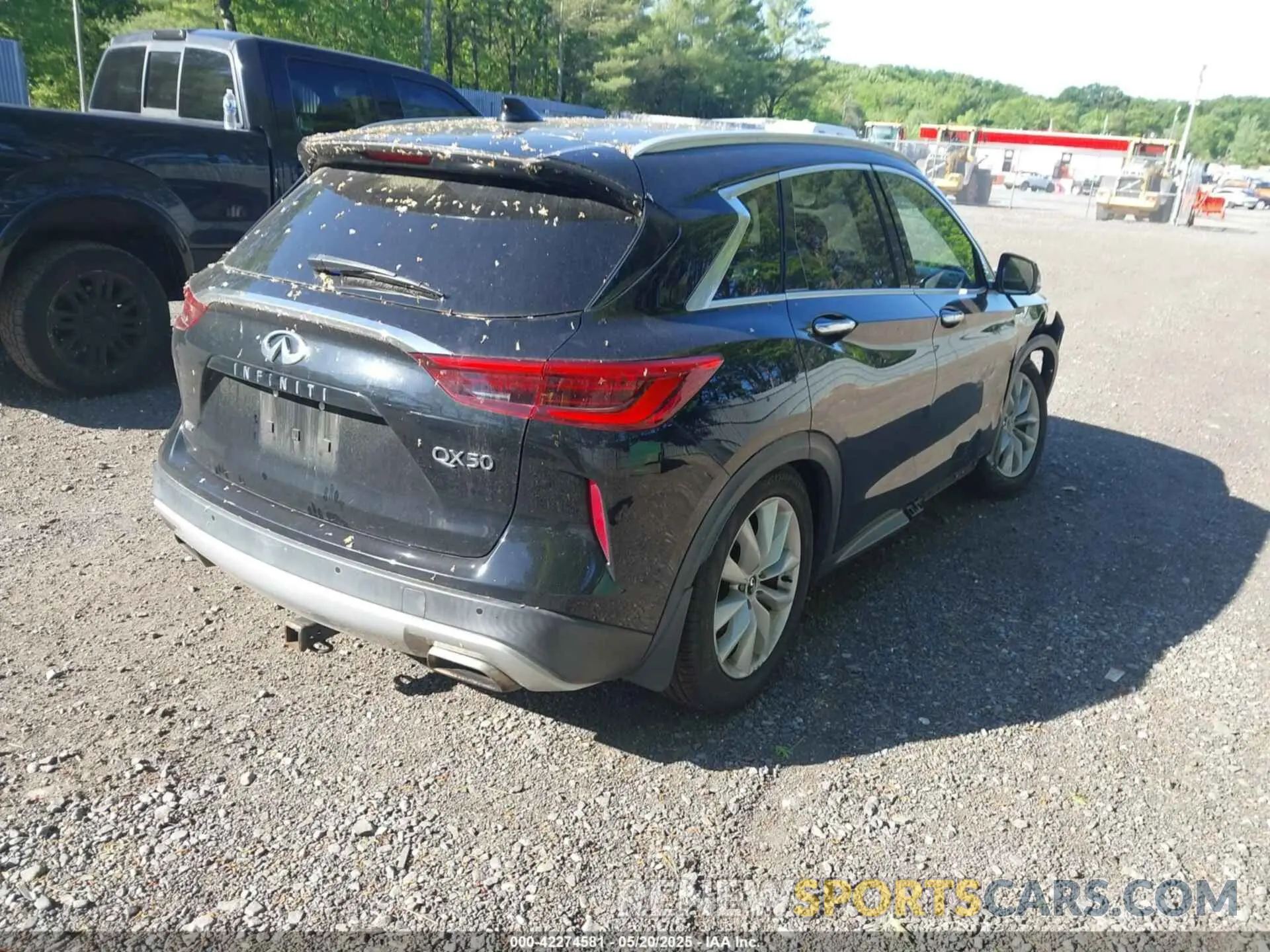 4 Photograph of a damaged car 3PCAJ5M32KF123757 INFINITI QX50 2019
