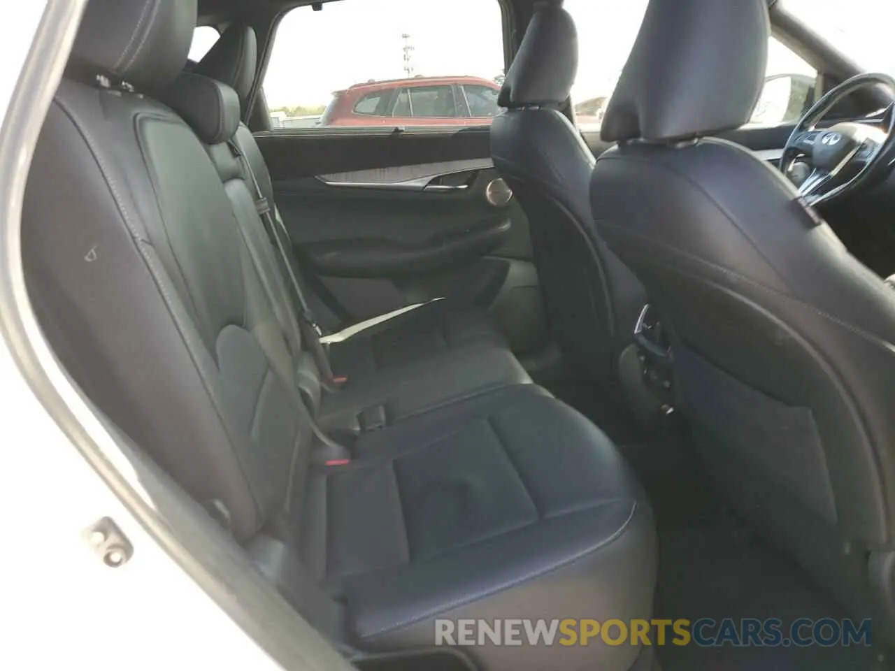 11 Photograph of a damaged car 3PCAJ5M32KF126917 INFINITI QX50 2019