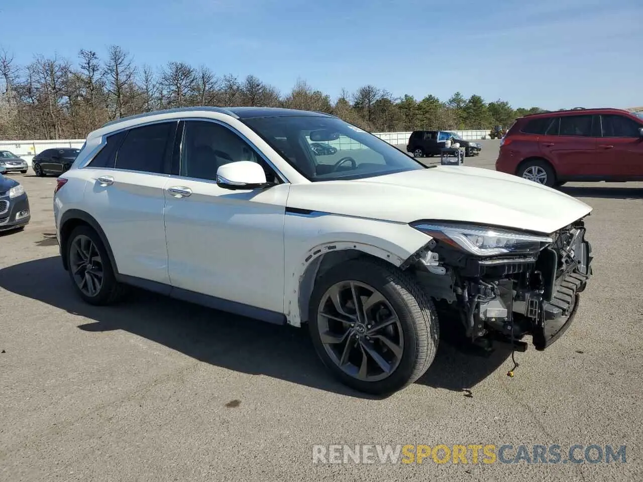 4 Photograph of a damaged car 3PCAJ5M32KF126917 INFINITI QX50 2019