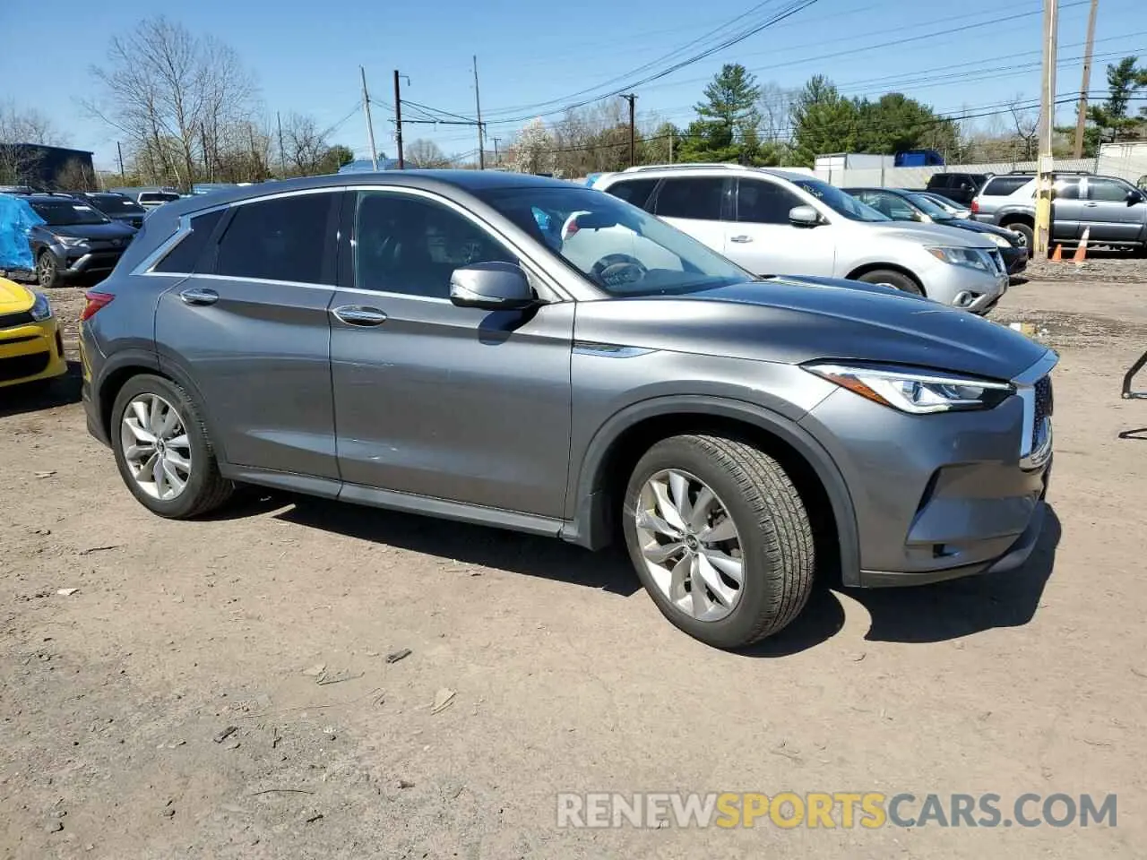 4 Photograph of a damaged car 3PCAJ5M32KF132992 INFINITI QX50 2019