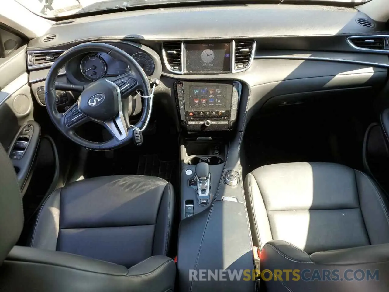 8 Photograph of a damaged car 3PCAJ5M32KF132992 INFINITI QX50 2019
