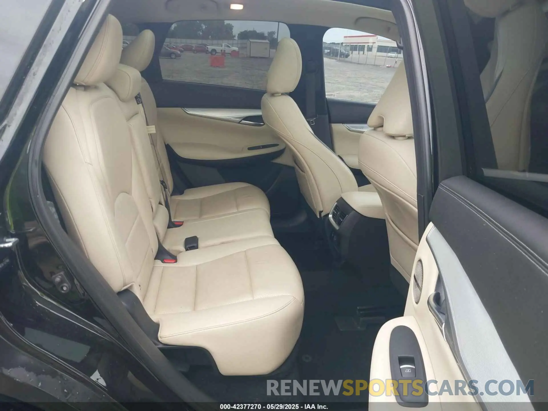 8 Photograph of a damaged car 3PCAJ5M33KF107986 INFINITI QX50 2019