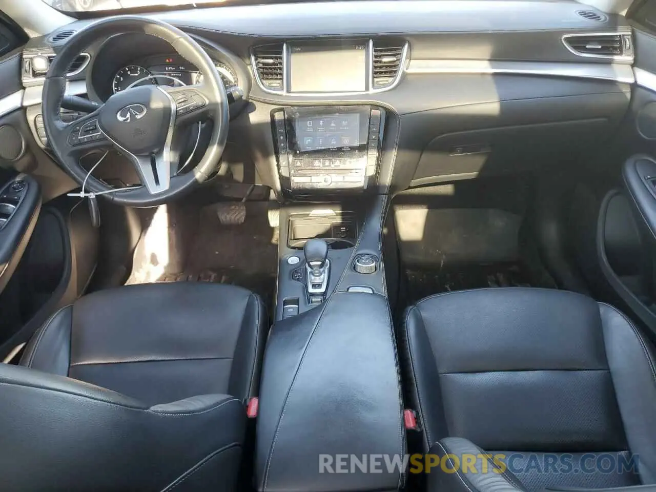 8 Photograph of a damaged car 3PCAJ5M33KF116106 INFINITI QX50 2019
