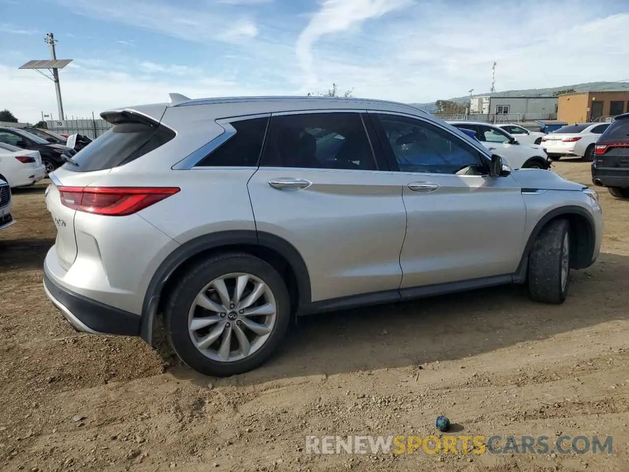 3 Photograph of a damaged car 3PCAJ5M33KF124142 INFINITI QX50 2019