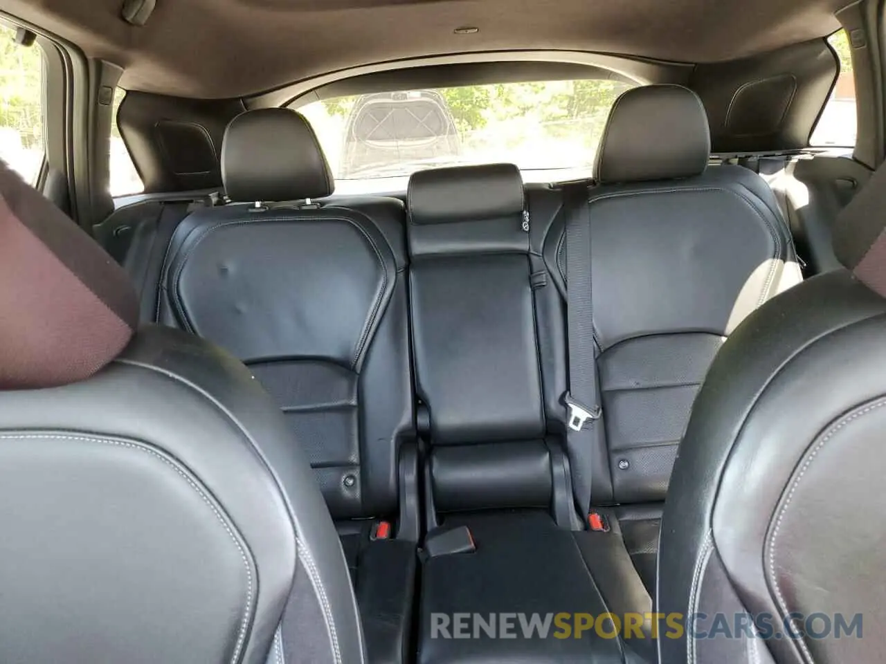 10 Photograph of a damaged car 3PCAJ5M34KF103929 INFINITI QX50 2019