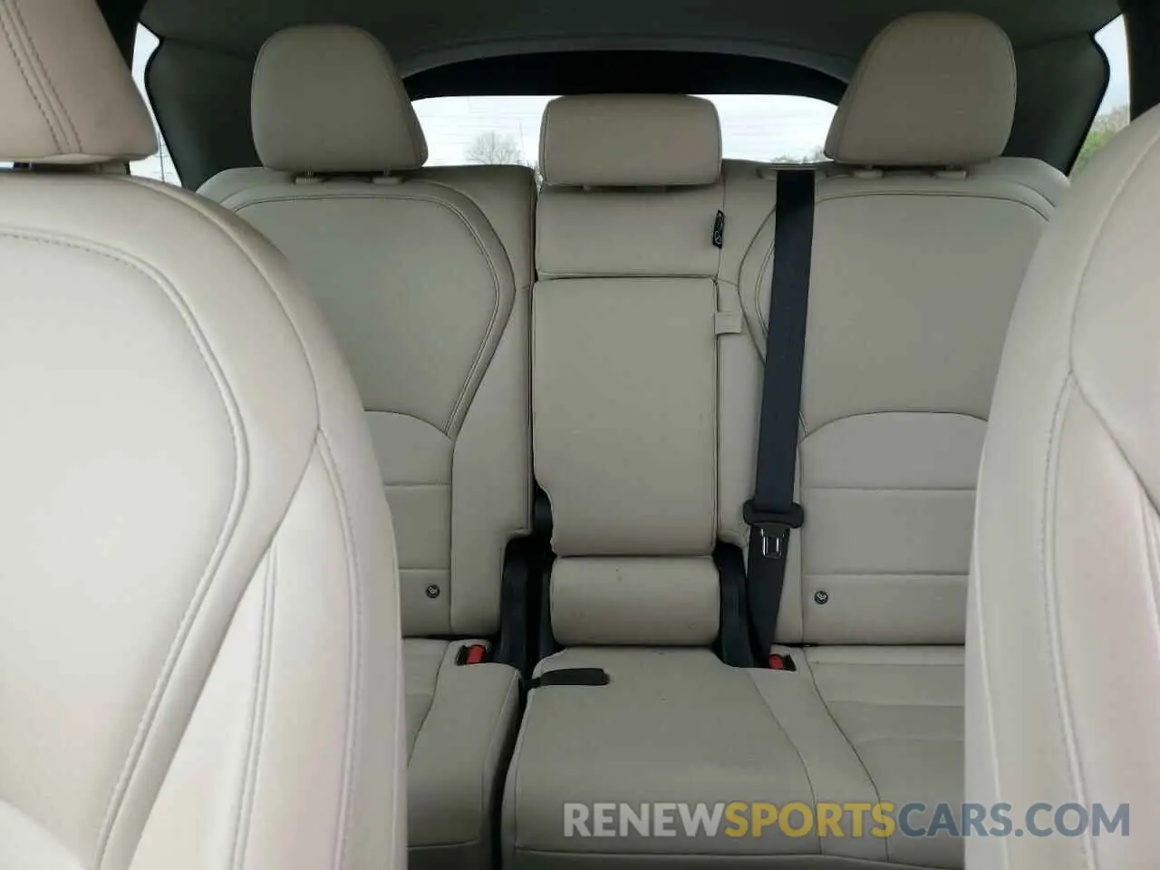 10 Photograph of a damaged car 3PCAJ5M34KF113182 INFINITI QX50 2019