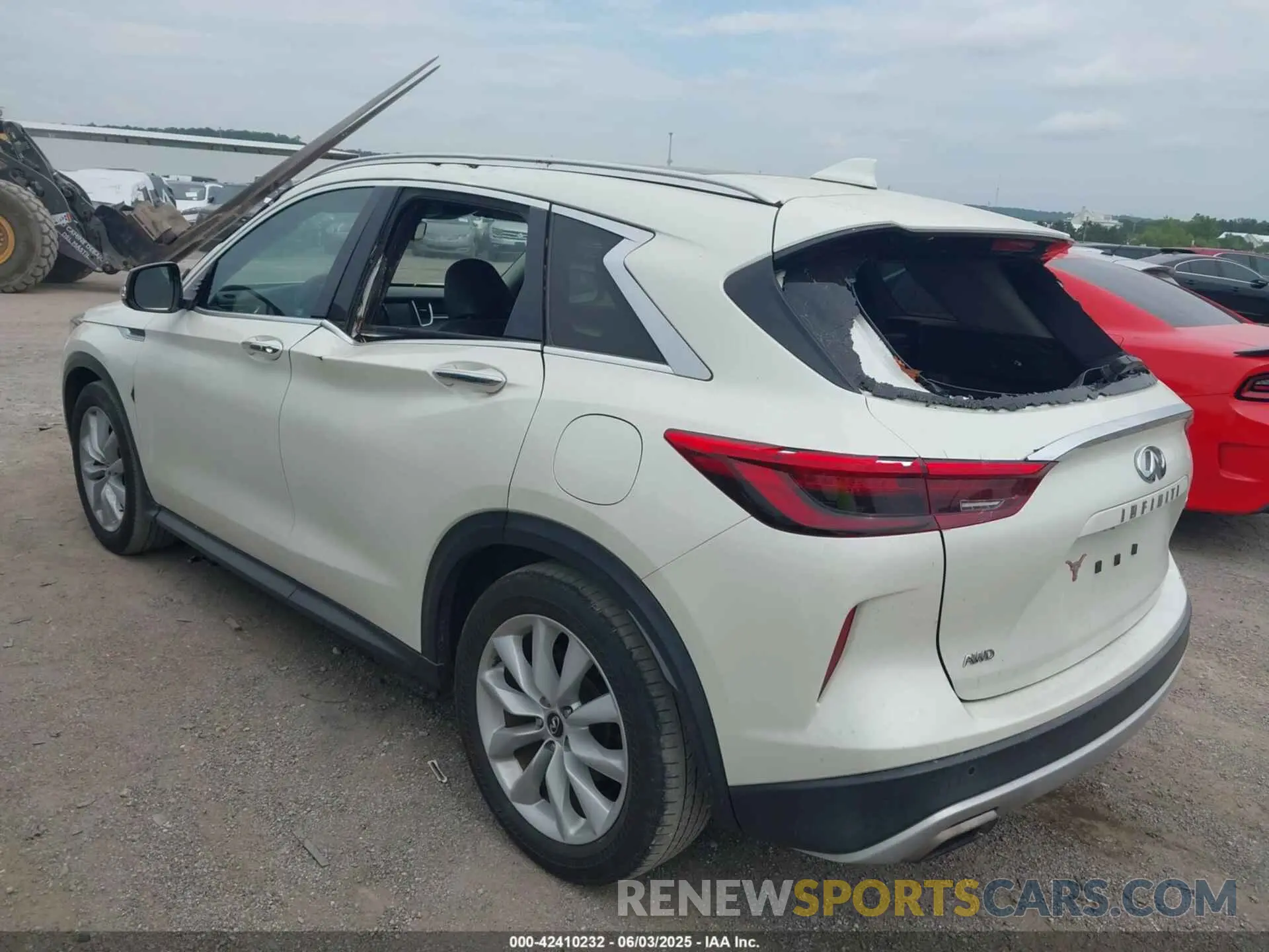 3 Photograph of a damaged car 3PCAJ5M34KF122965 INFINITI QX50 2019