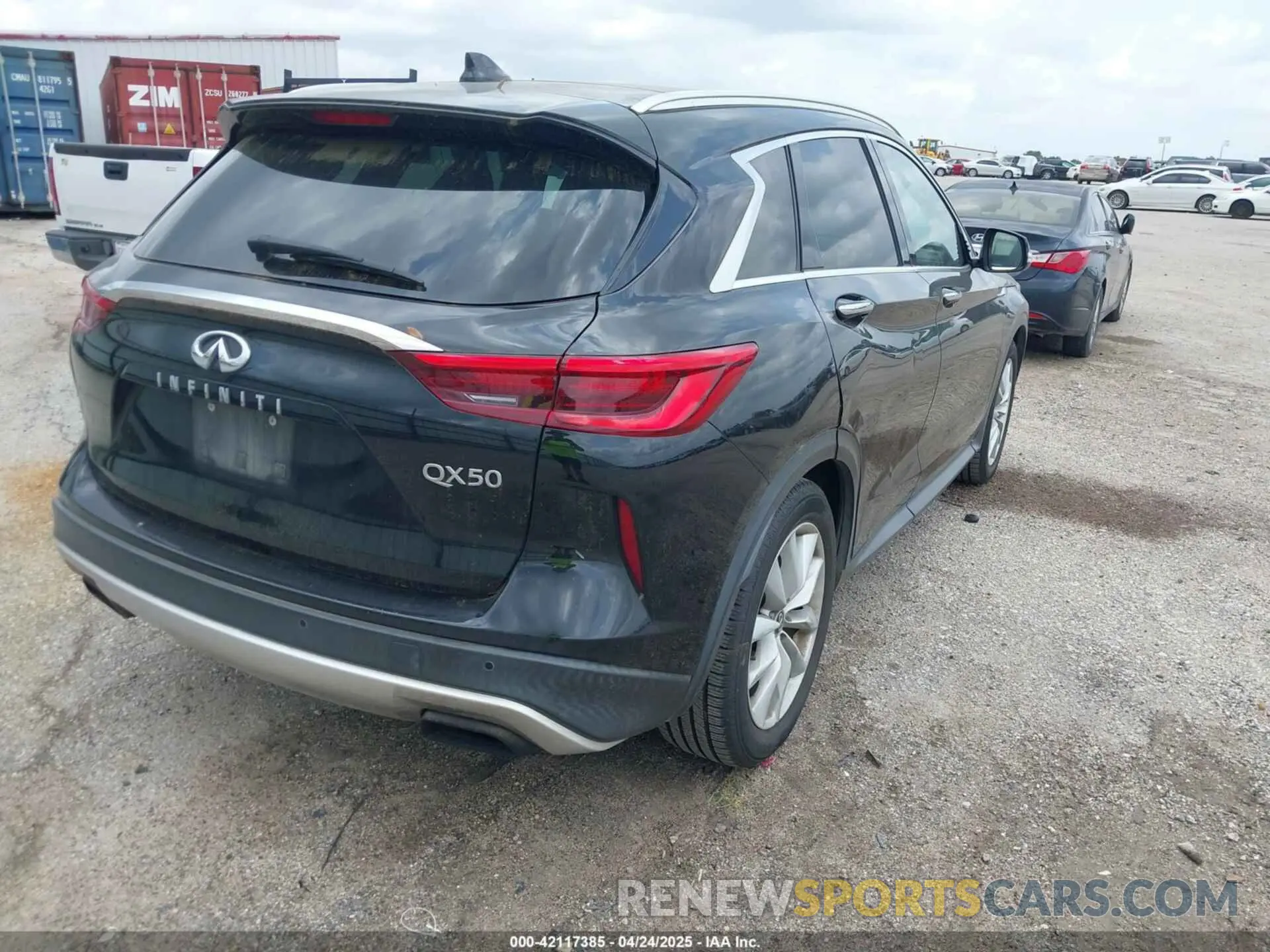 4 Photograph of a damaged car 3PCAJ5M35KF100862 INFINITI QX50 2019
