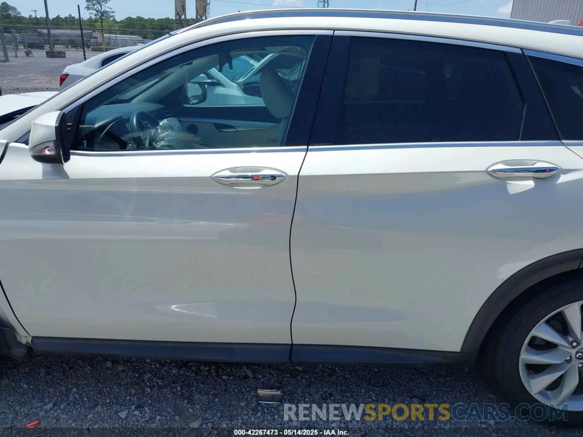 15 Photograph of a damaged car 3PCAJ5M35KF125258 INFINITI QX50 2019