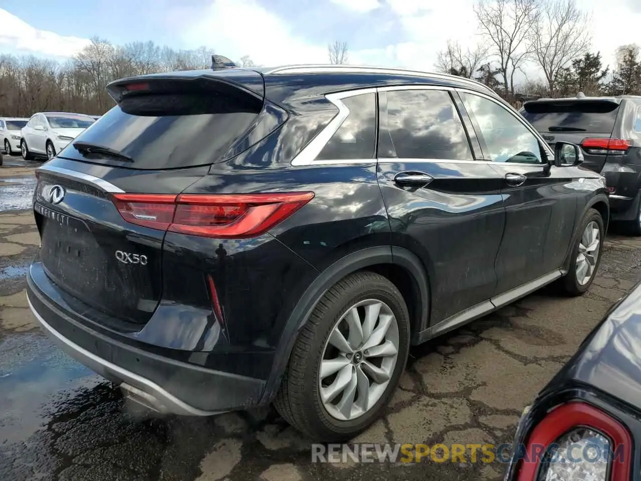 3 Photograph of a damaged car 3PCAJ5M36KF109425 INFINITI QX50 2019
