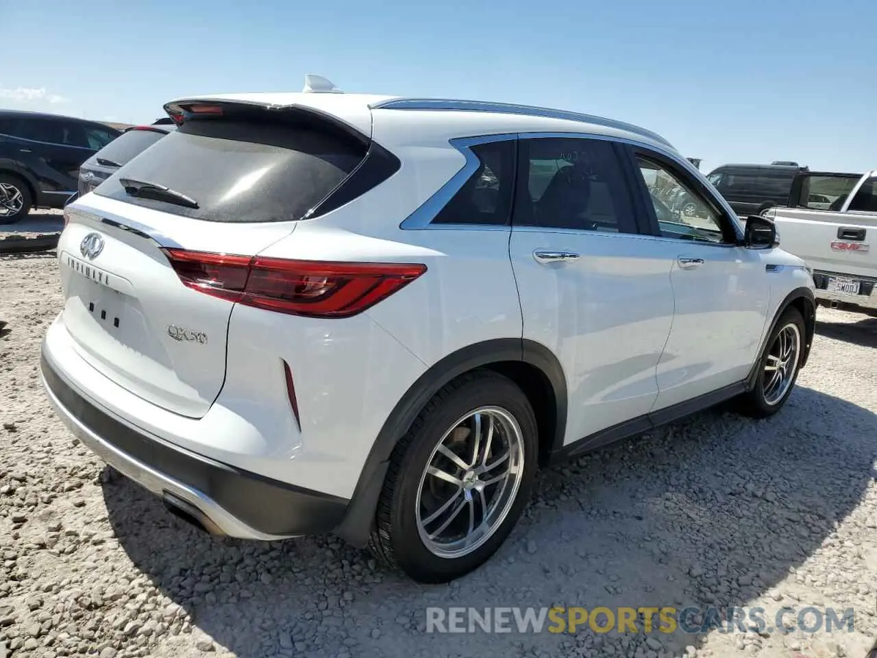 4 Photograph of a damaged car 3PCAJ5M36KF132168 INFINITI QX50 2019