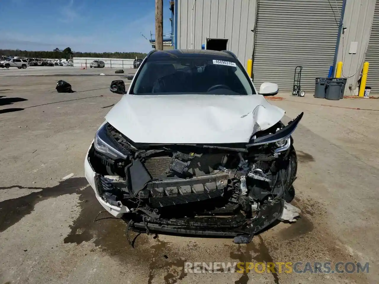 5 Photograph of a damaged car 3PCAJ5M37KF100913 INFINITI QX50 2019