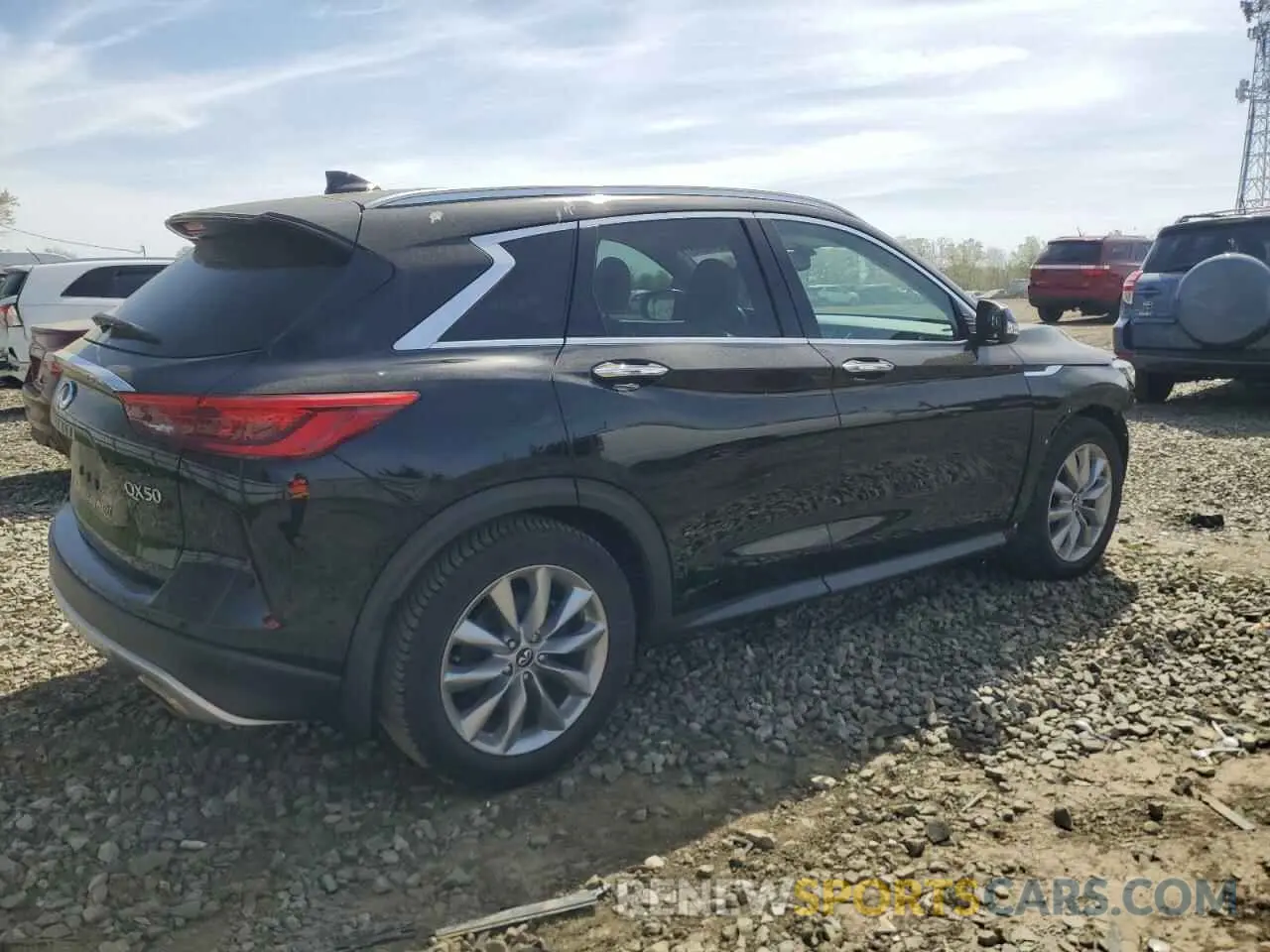 3 Photograph of a damaged car 3PCAJ5M37KF129859 INFINITI QX50 2019