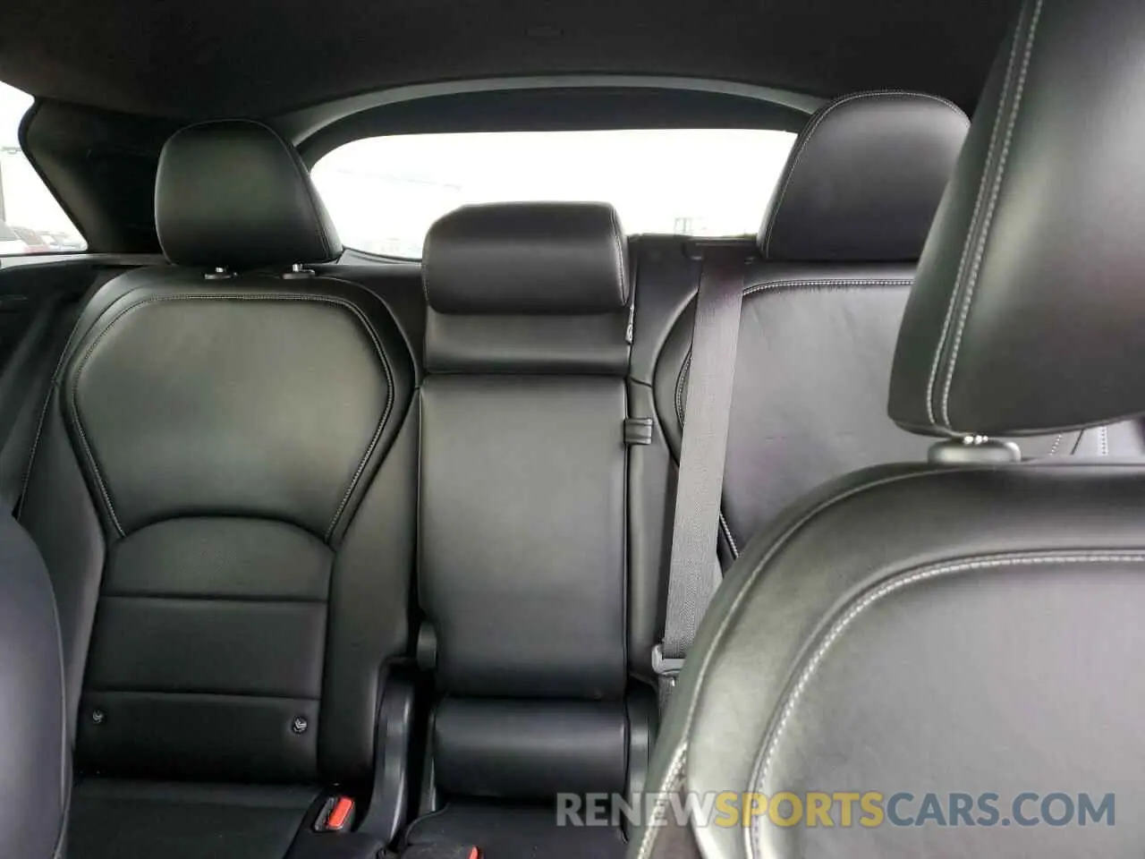 10 Photograph of a damaged car 3PCAJ5M38KF110494 INFINITI QX50 2019