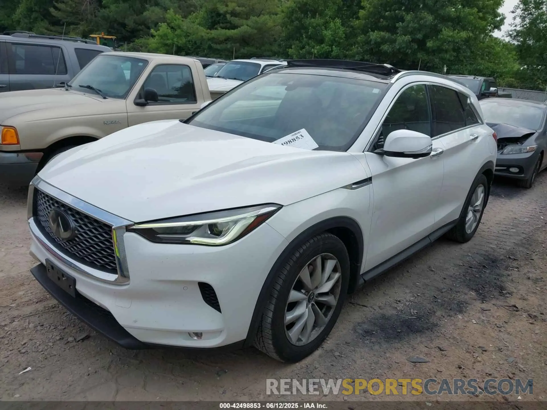 2 Photograph of a damaged car 3PCAJ5M38KF116098 INFINITI QX50 2019