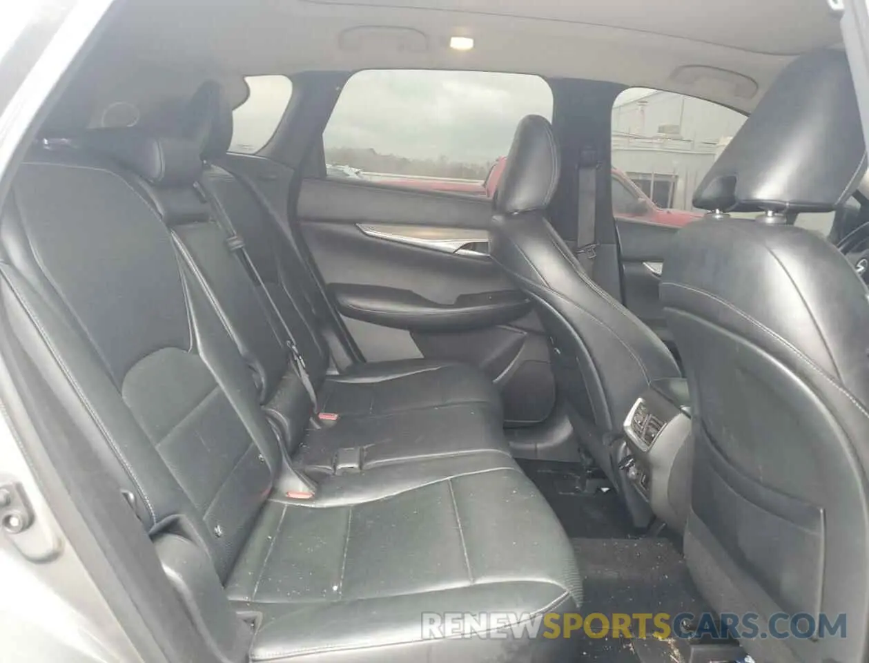 10 Photograph of a damaged car 3PCAJ5M38KF117820 INFINITI QX50 2019