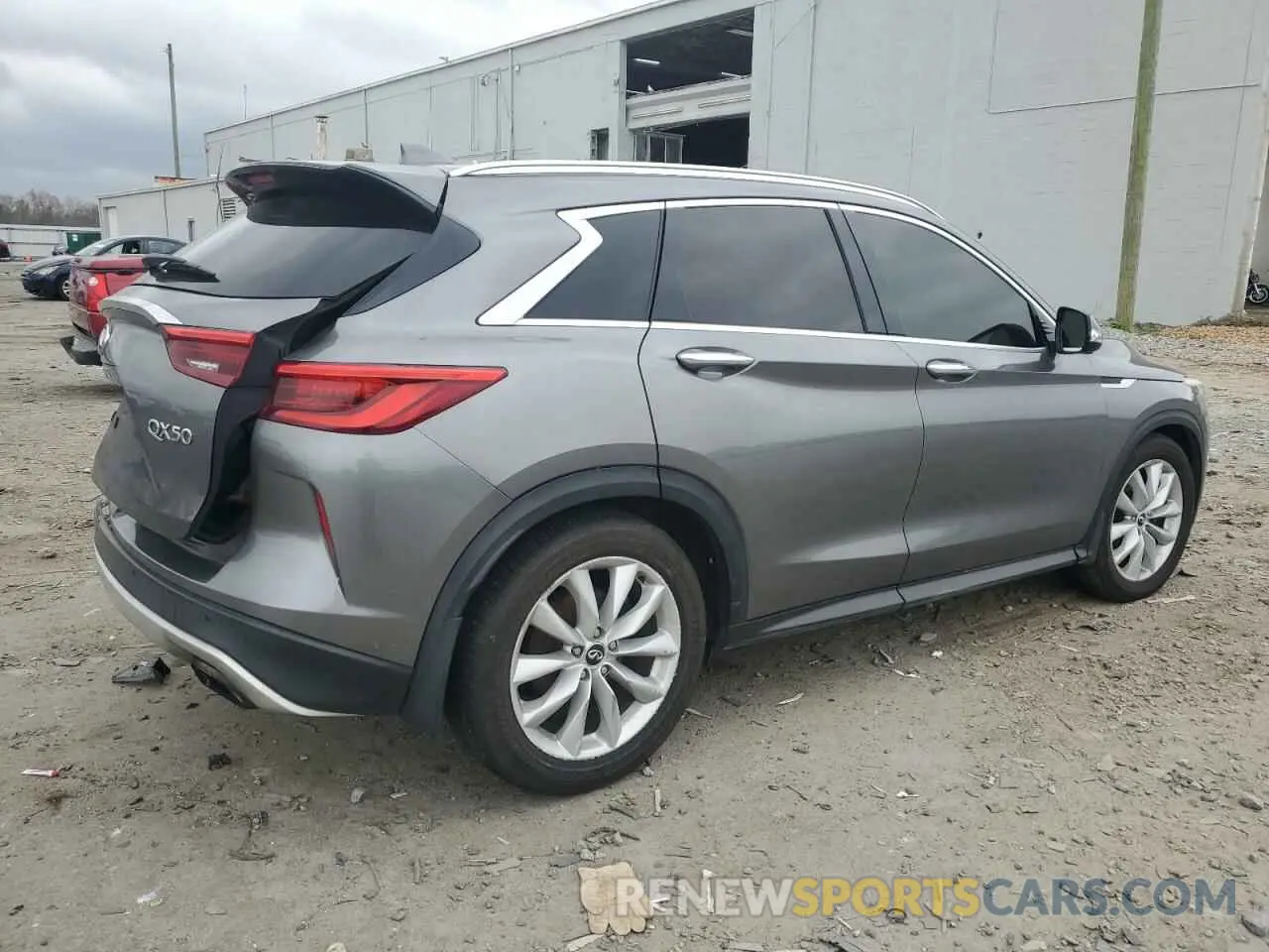 3 Photograph of a damaged car 3PCAJ5M38KF117820 INFINITI QX50 2019