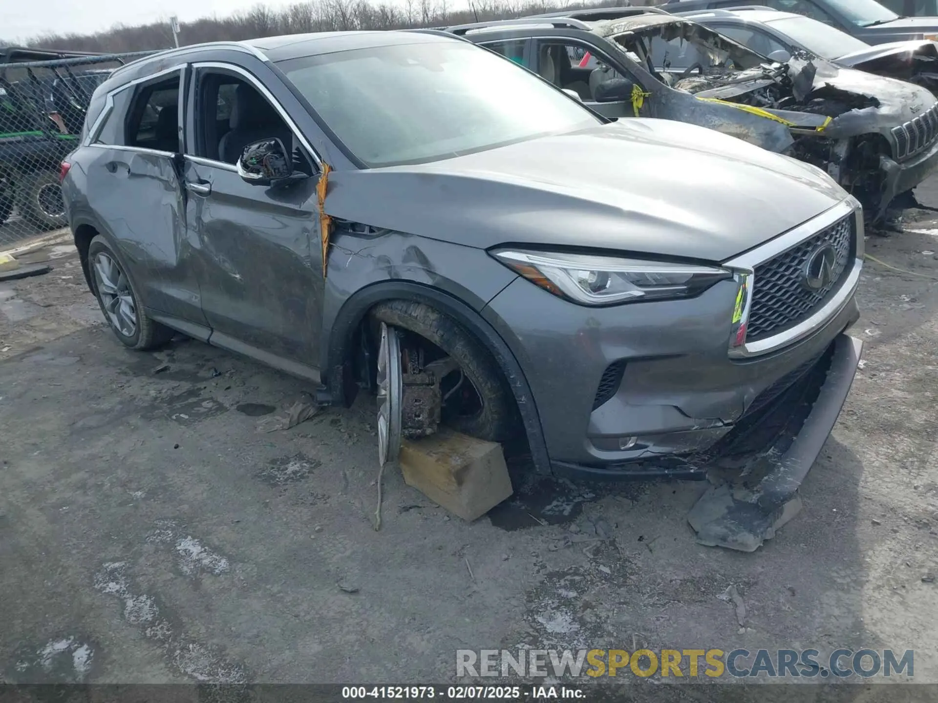 1 Photograph of a damaged car 3PCAJ5M38KF138733 INFINITI QX50 2019