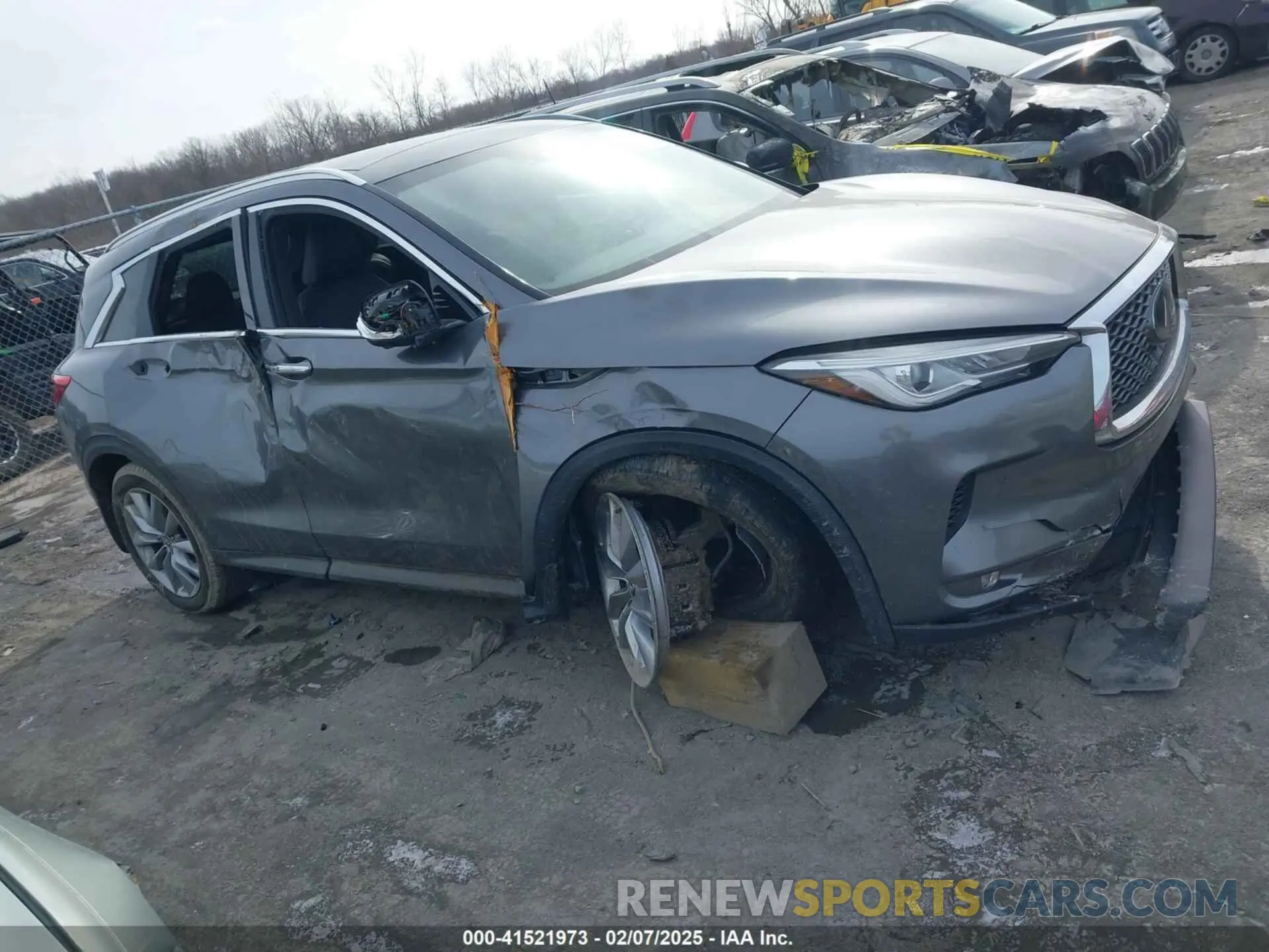13 Photograph of a damaged car 3PCAJ5M38KF138733 INFINITI QX50 2019