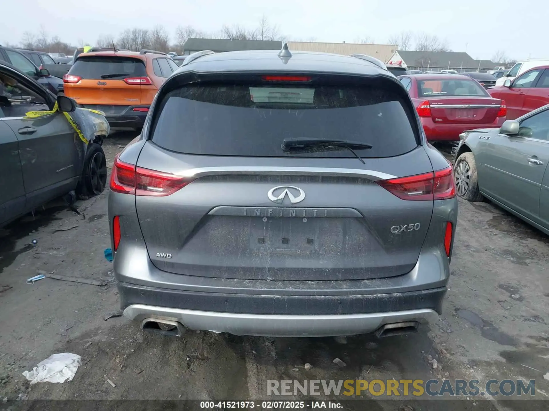 16 Photograph of a damaged car 3PCAJ5M38KF138733 INFINITI QX50 2019