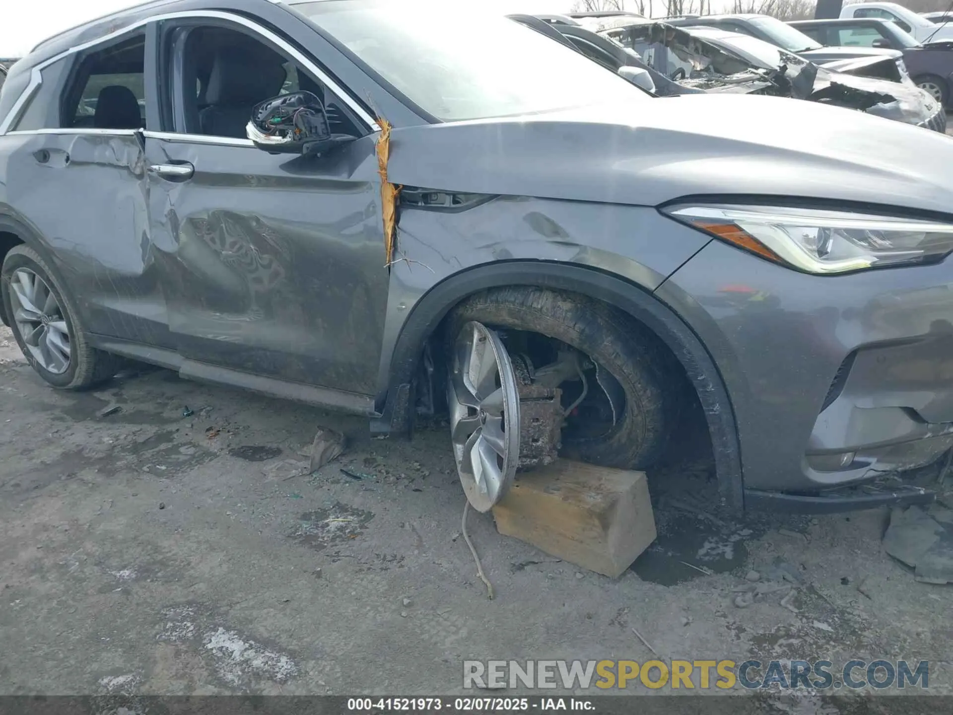 6 Photograph of a damaged car 3PCAJ5M38KF138733 INFINITI QX50 2019