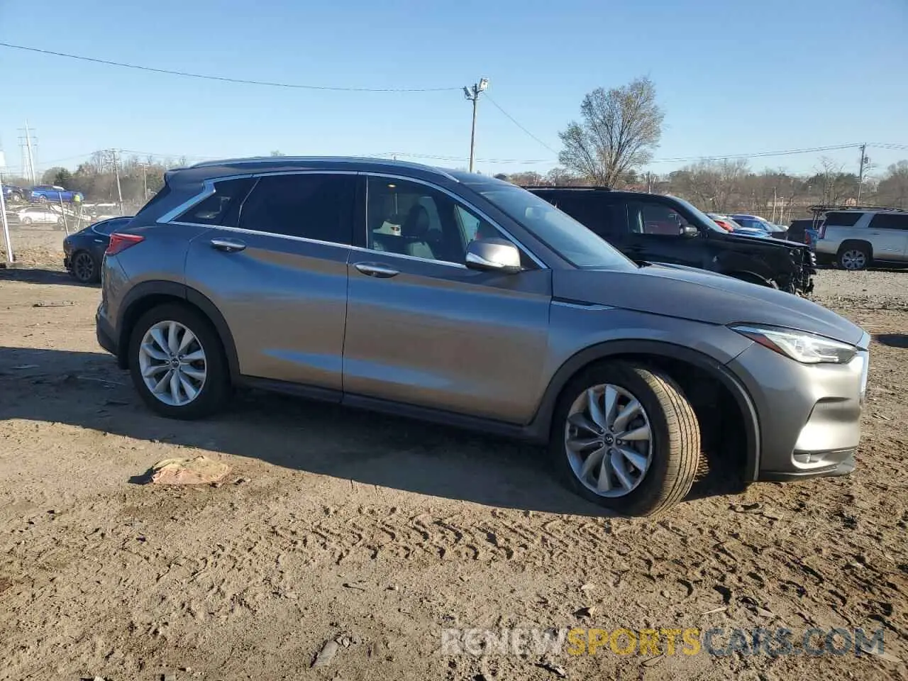 4 Photograph of a damaged car 3PCAJ5M39KF117065 INFINITI QX50 2019