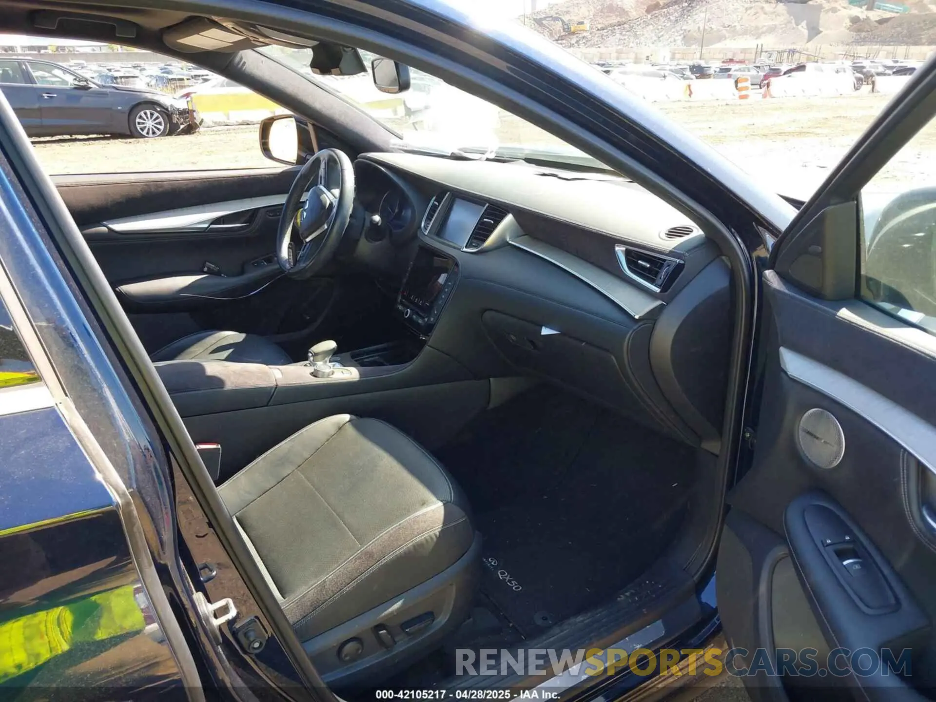 5 Photograph of a damaged car 3PCAJ5M3XKF100419 INFINITI QX50 2019