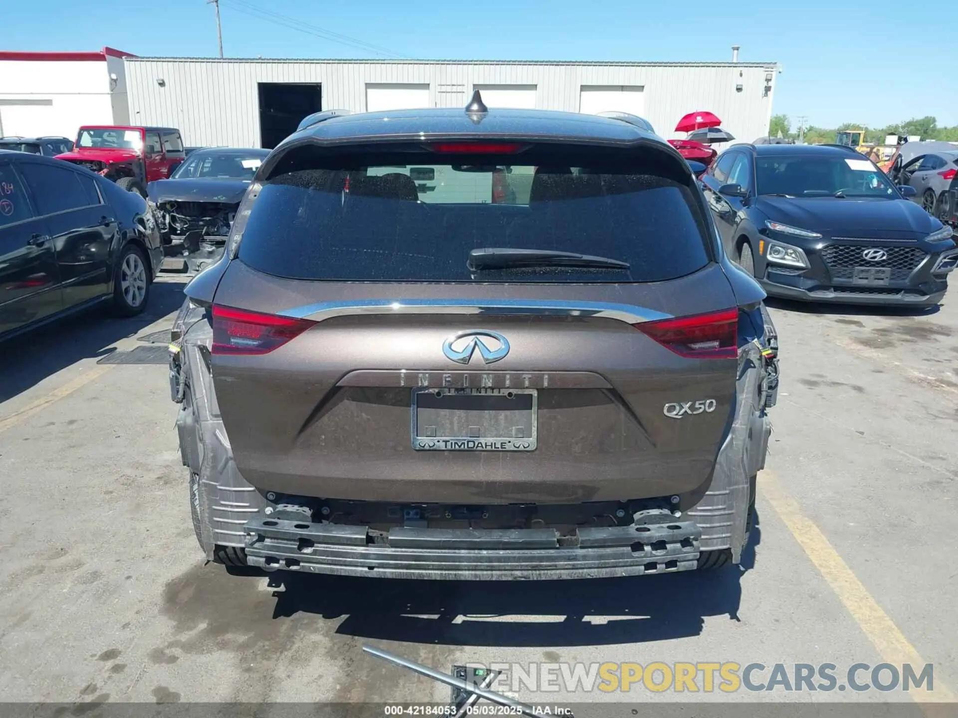 16 Photograph of a damaged car 3PCAJ5M3XKF107256 INFINITI QX50 2019