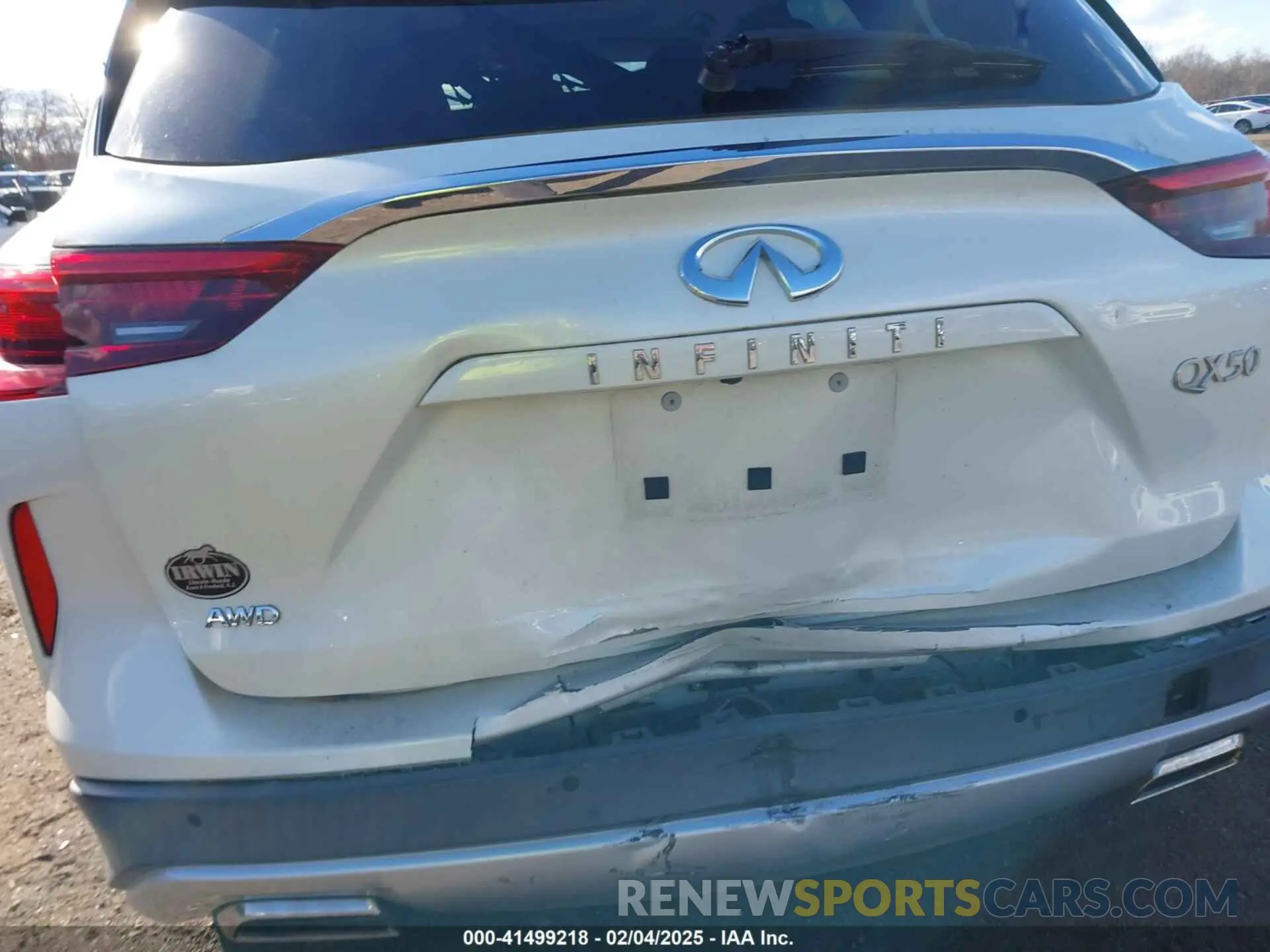 17 Photograph of a damaged car 3PCAJ5M3XKF111873 INFINITI QX50 2019