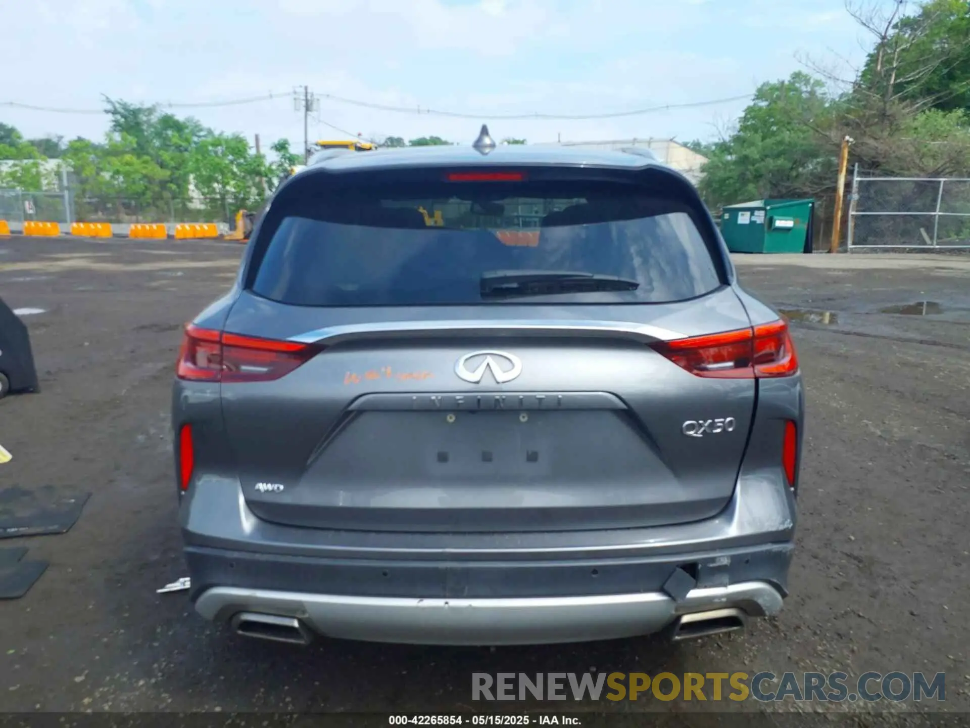 16 Photograph of a damaged car 3PCAJ5M3XKF114787 INFINITI QX50 2019