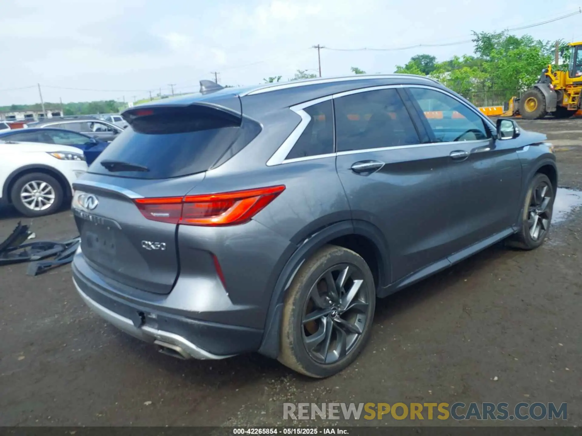 4 Photograph of a damaged car 3PCAJ5M3XKF114787 INFINITI QX50 2019