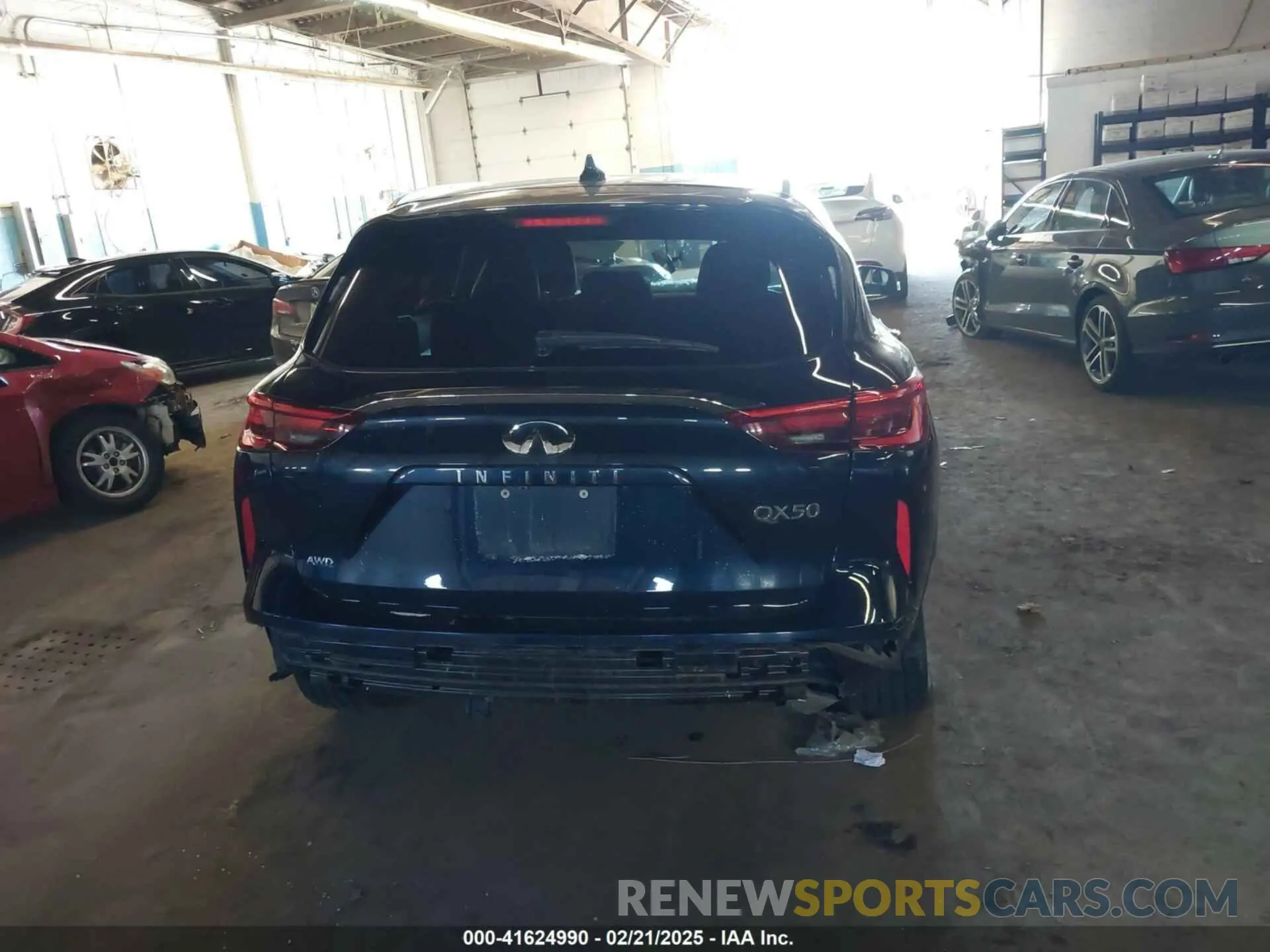 15 Photograph of a damaged car 3PCAJ5M3XKF128219 INFINITI QX50 2019