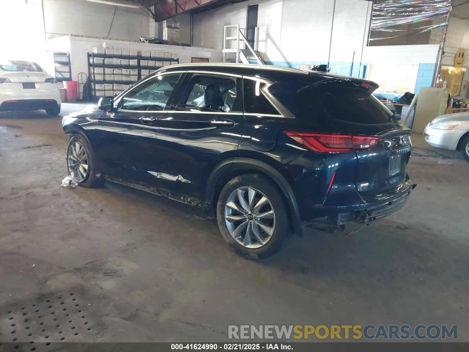 3 Photograph of a damaged car 3PCAJ5M3XKF128219 INFINITI QX50 2019