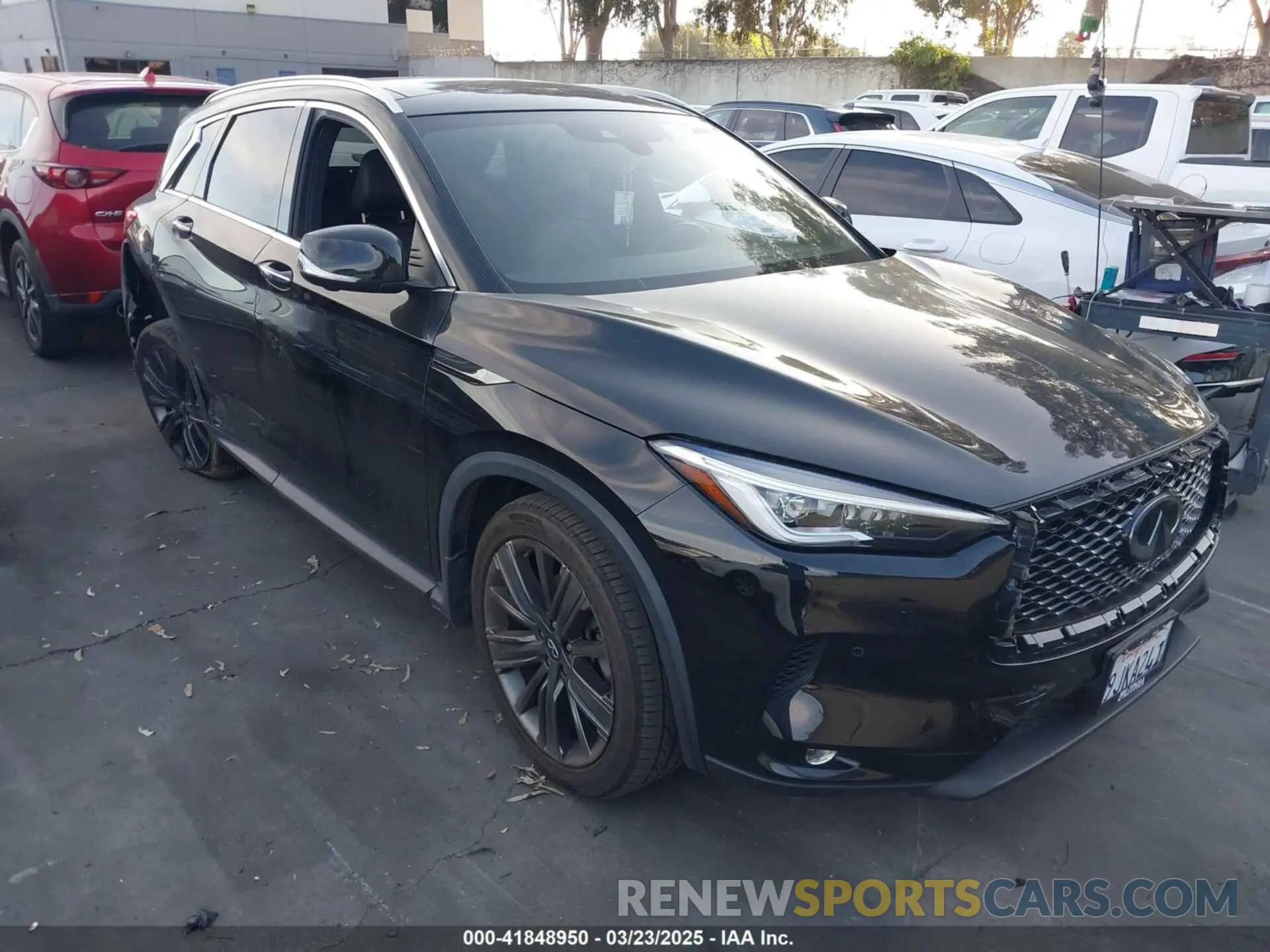 1 Photograph of a damaged car 3PCAJ5M10LF116144 INFINITI QX50 2020