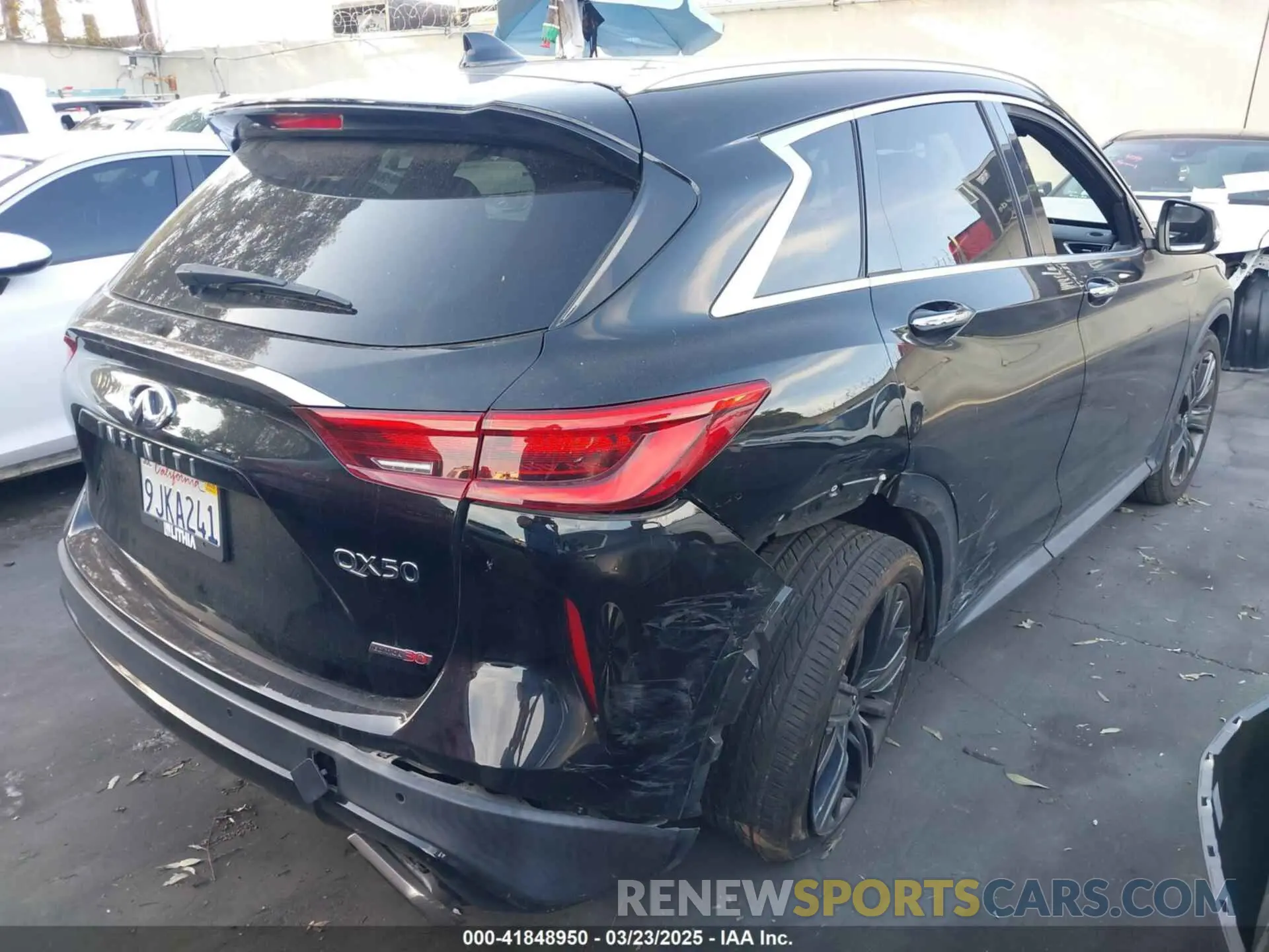 4 Photograph of a damaged car 3PCAJ5M10LF116144 INFINITI QX50 2020