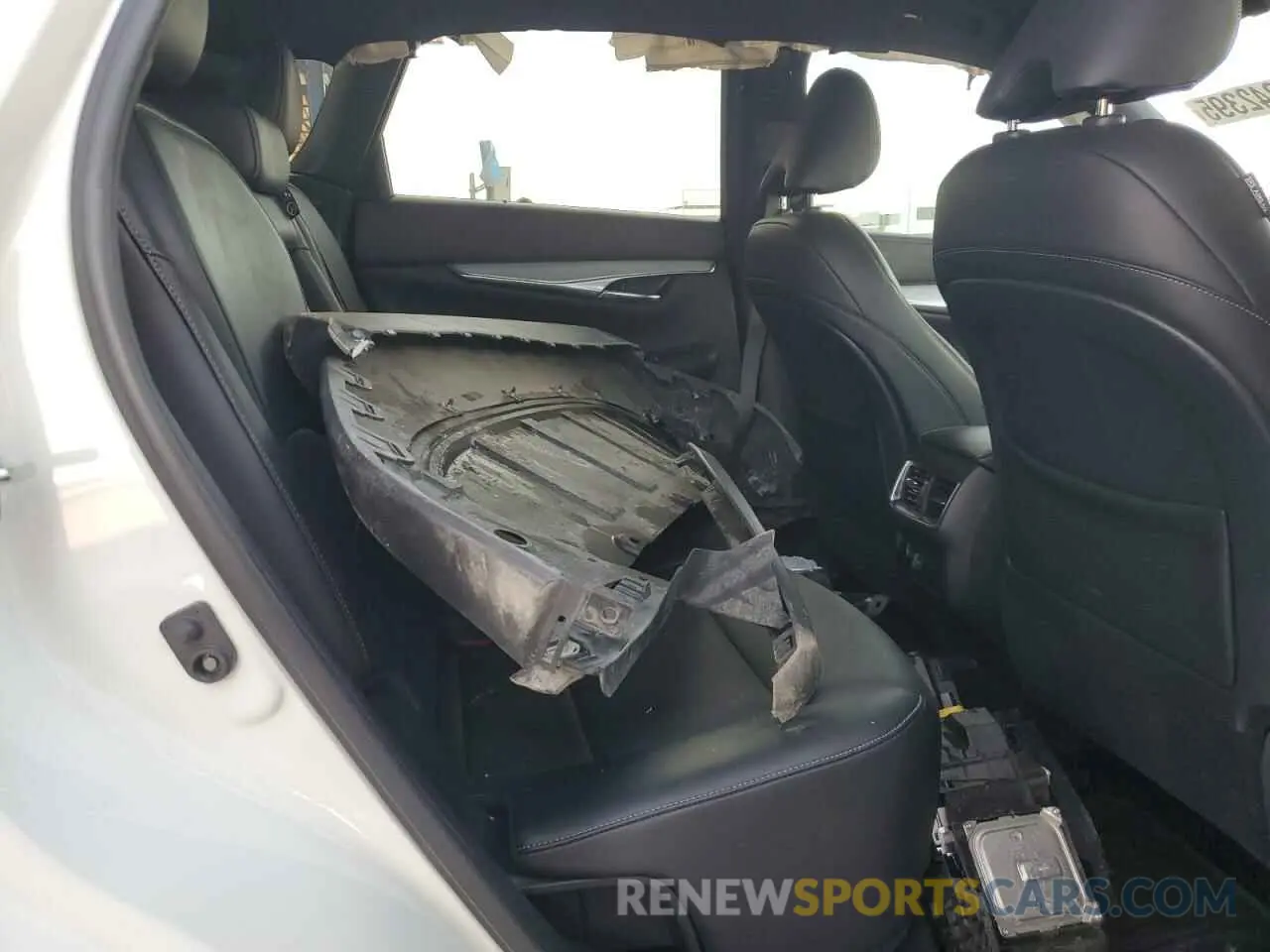 11 Photograph of a damaged car 3PCAJ5M10LF119951 INFINITI QX50 2020