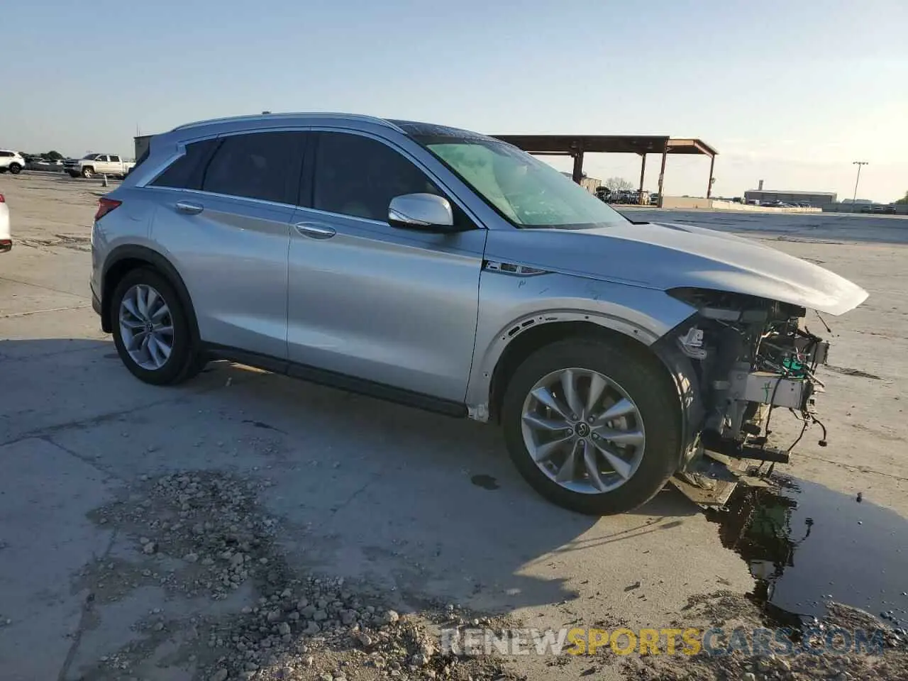 4 Photograph of a damaged car 3PCAJ5M10LF120954 INFINITI QX50 2020