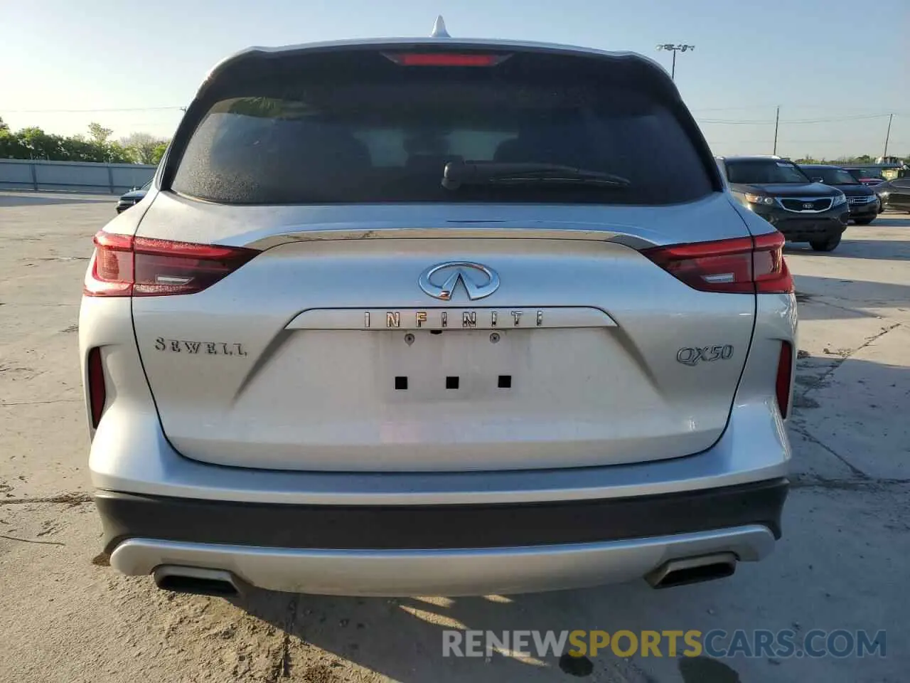 6 Photograph of a damaged car 3PCAJ5M10LF120954 INFINITI QX50 2020